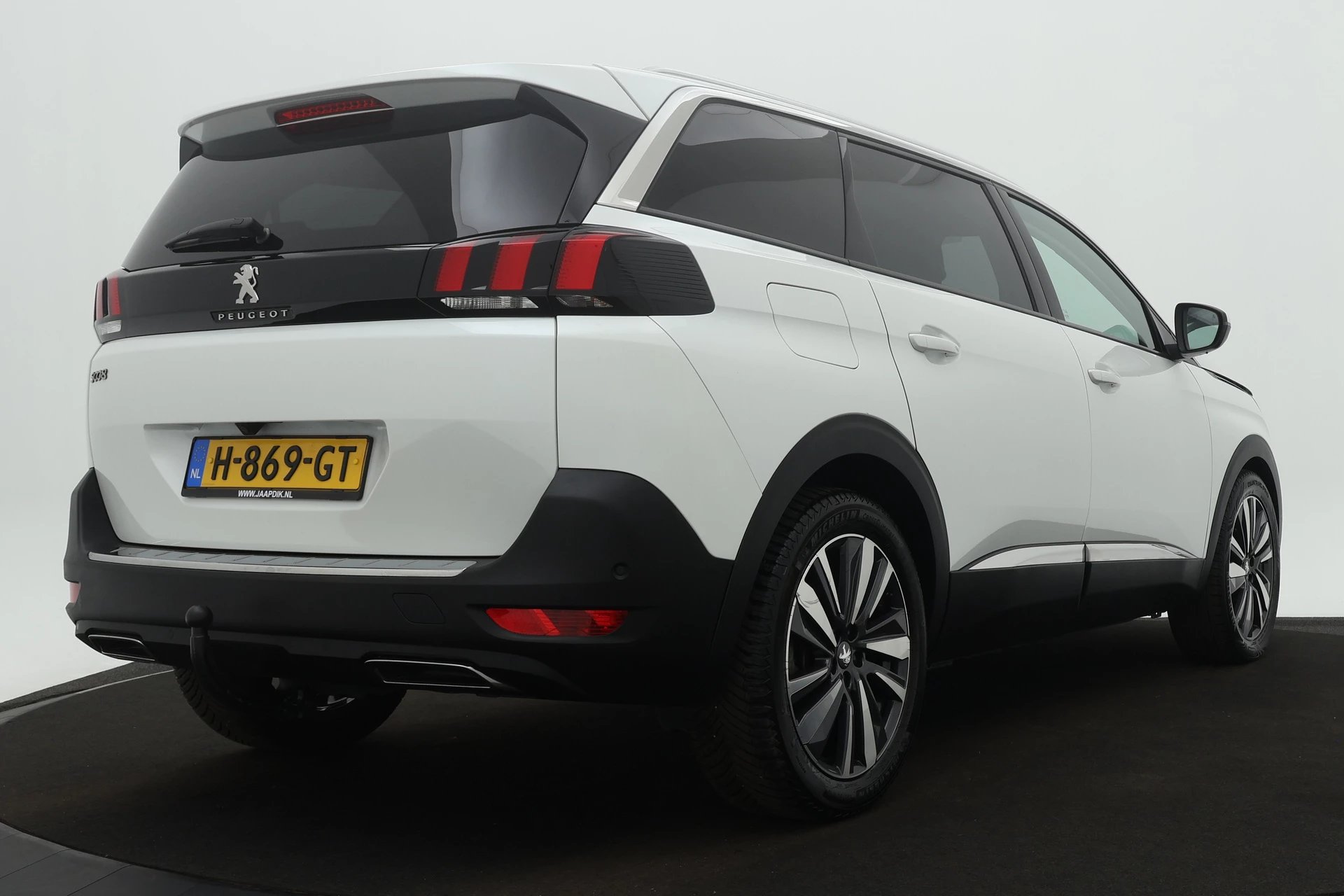 Hoofdafbeelding Peugeot 5008