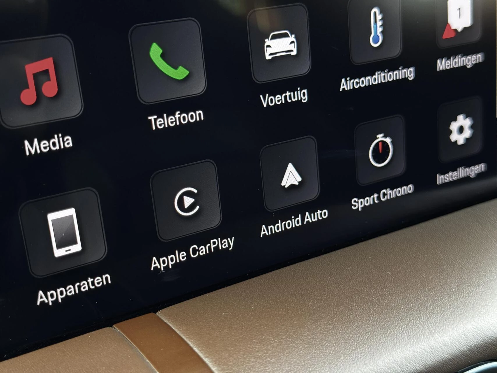 Hoofdafbeelding Porsche Taycan