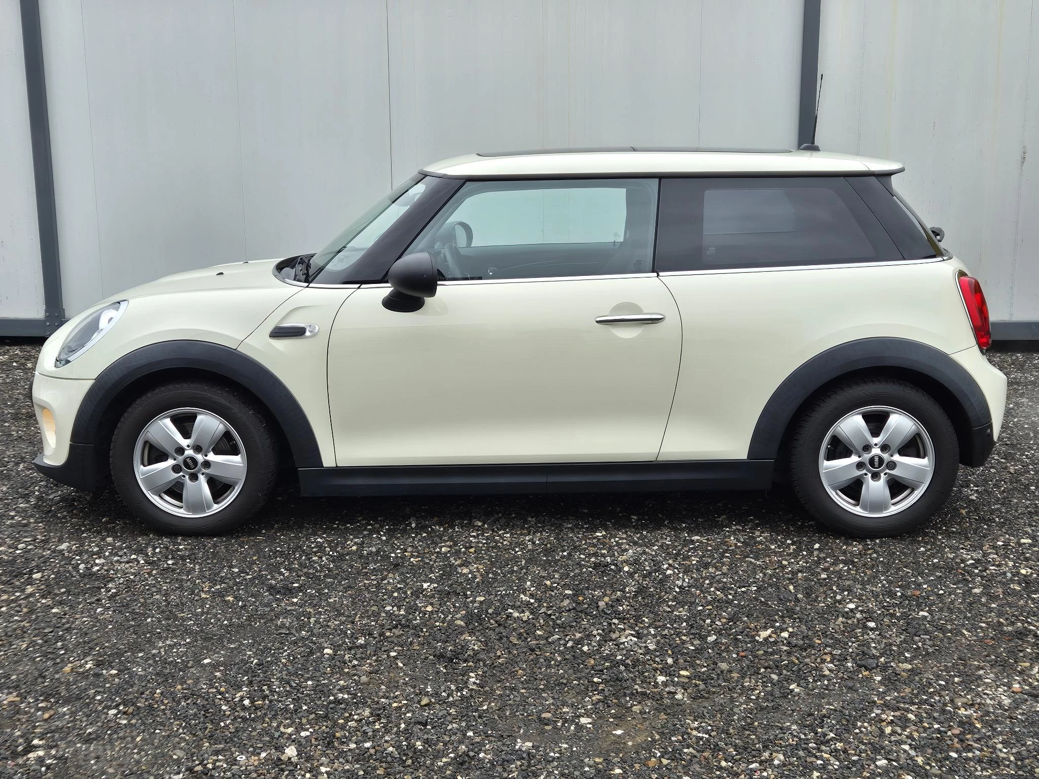 Hoofdafbeelding MINI One