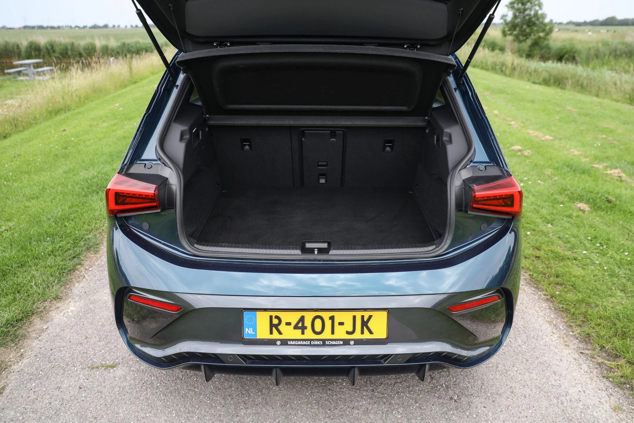 Hoofdafbeelding CUPRA Born