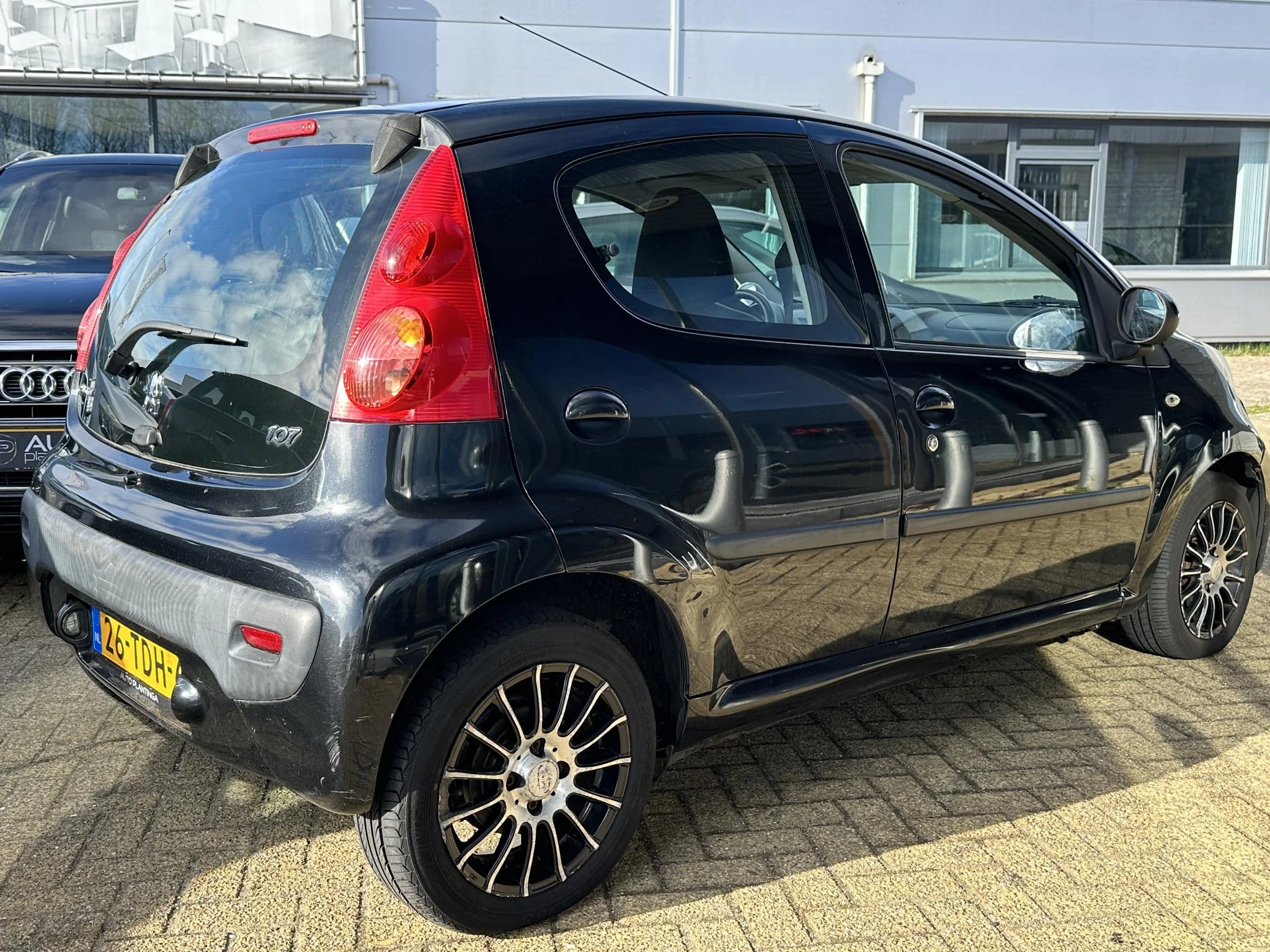 Hoofdafbeelding Peugeot 107