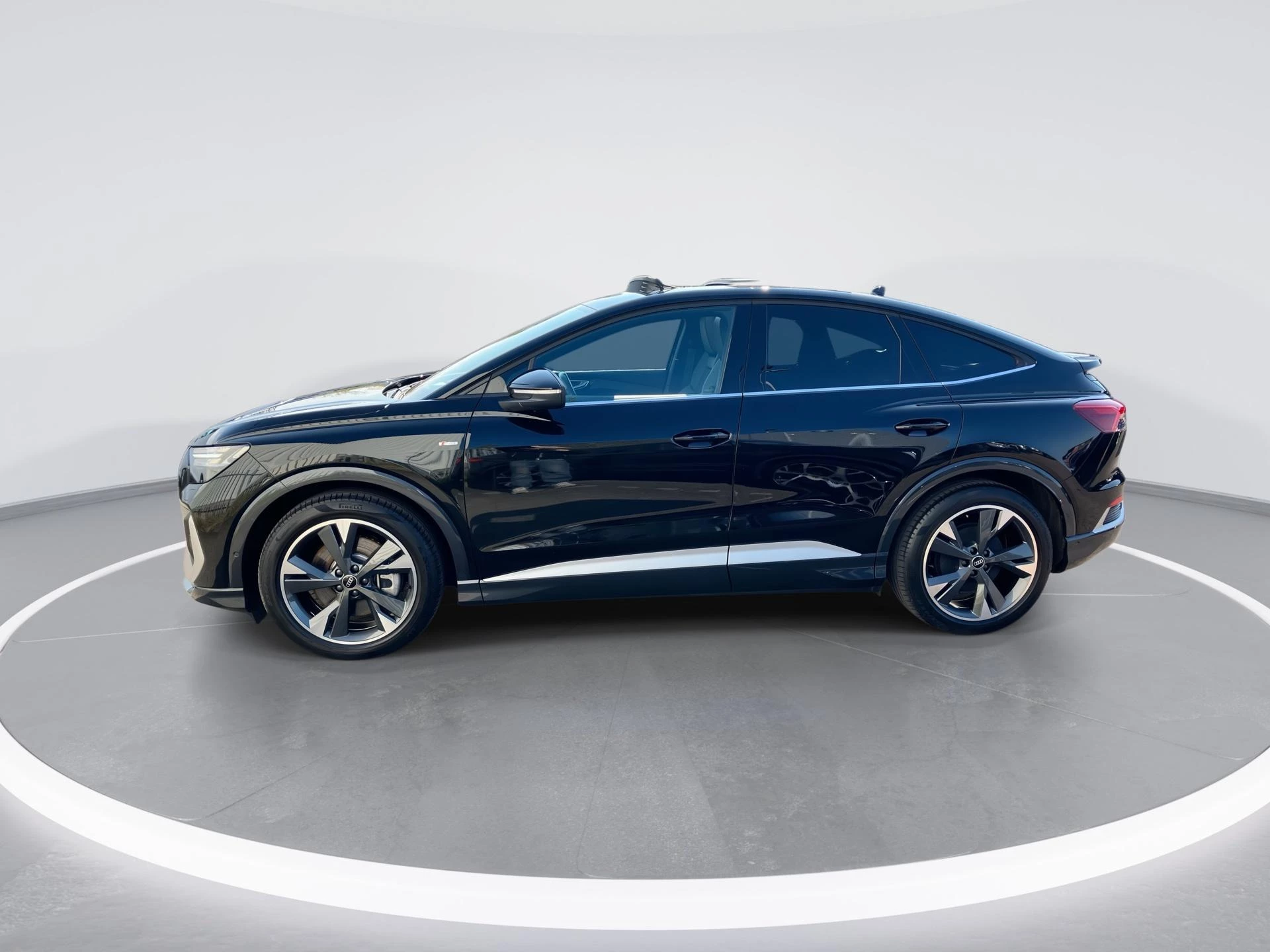 Hoofdafbeelding Audi Q4 Sportback e-tron