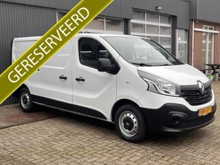 Renault Trafic 1.6 dCi T29 L2H1 Airco Cruise controle Trekhaak 2000kg trekgewicht 3-Persoons Telefoonverbinding Parkeersensoren achter 1e eigenaar Euro 6 Dealer onderhoude