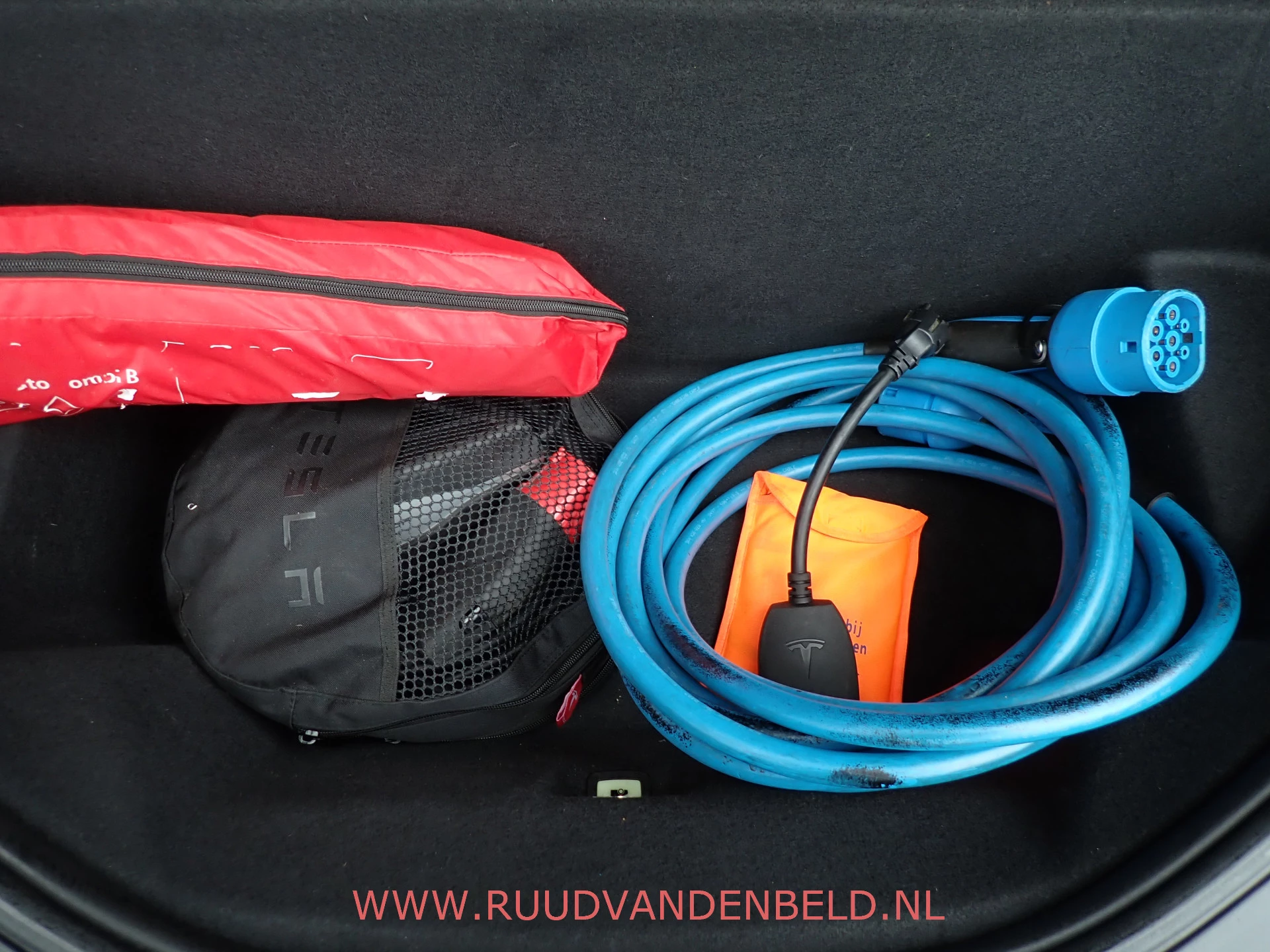 Hoofdafbeelding Tesla Model S