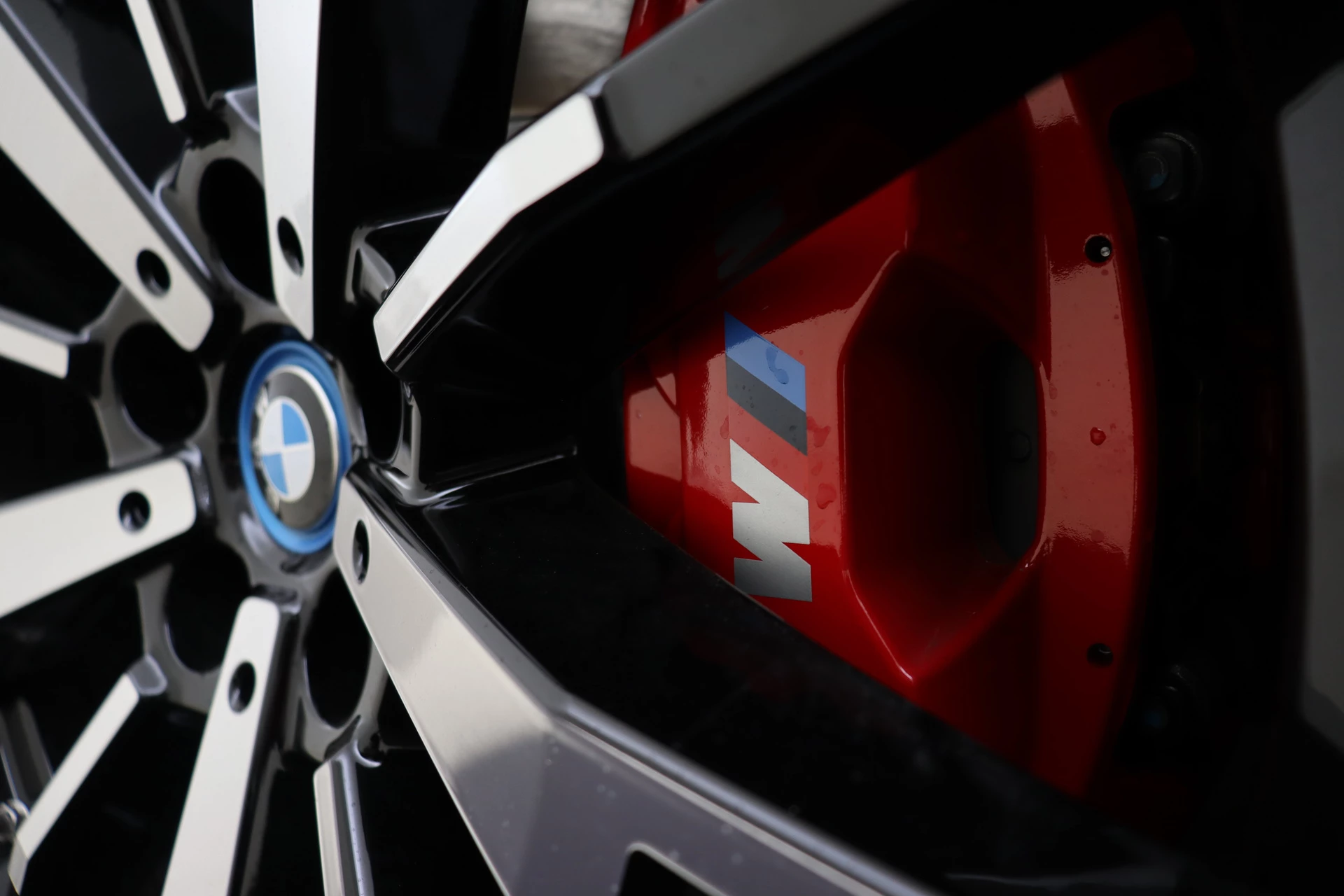 Hoofdafbeelding BMW i5