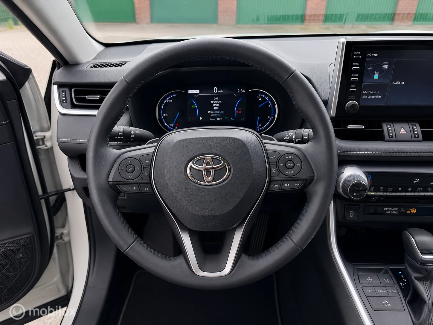 Hoofdafbeelding Toyota RAV4