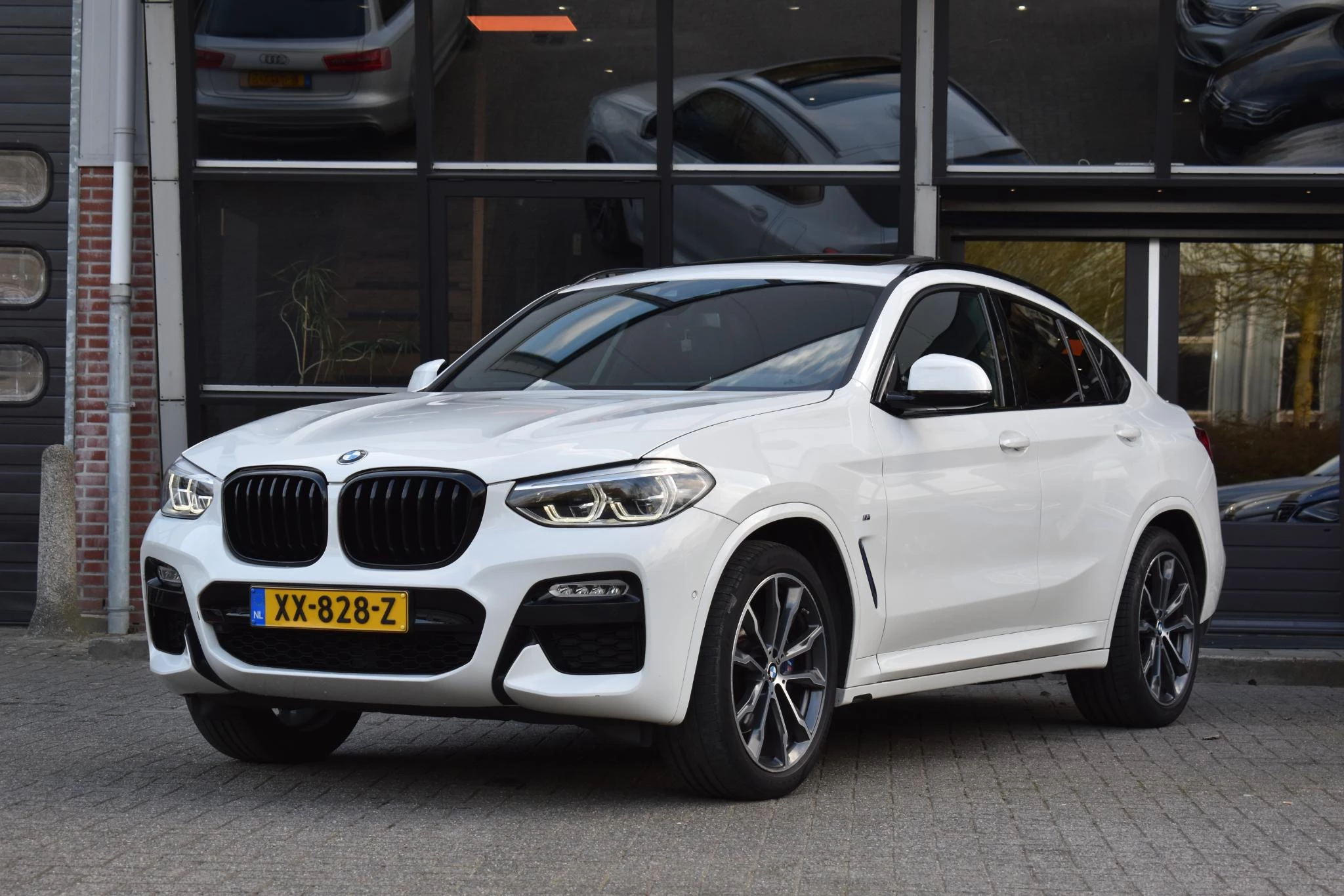 Hoofdafbeelding BMW X4