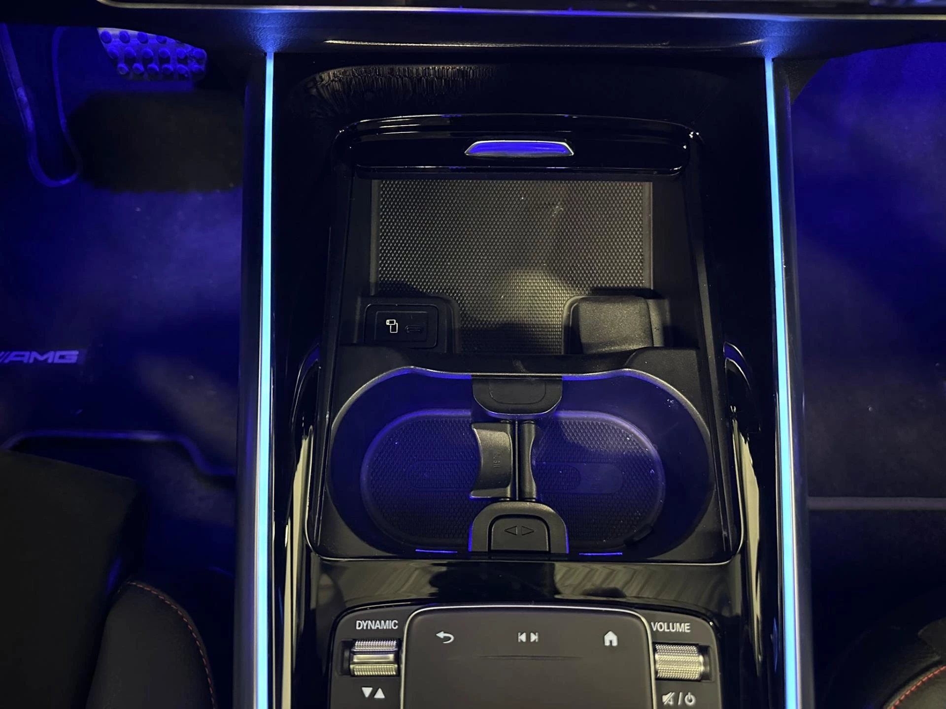 Hoofdafbeelding Mercedes-Benz EQA