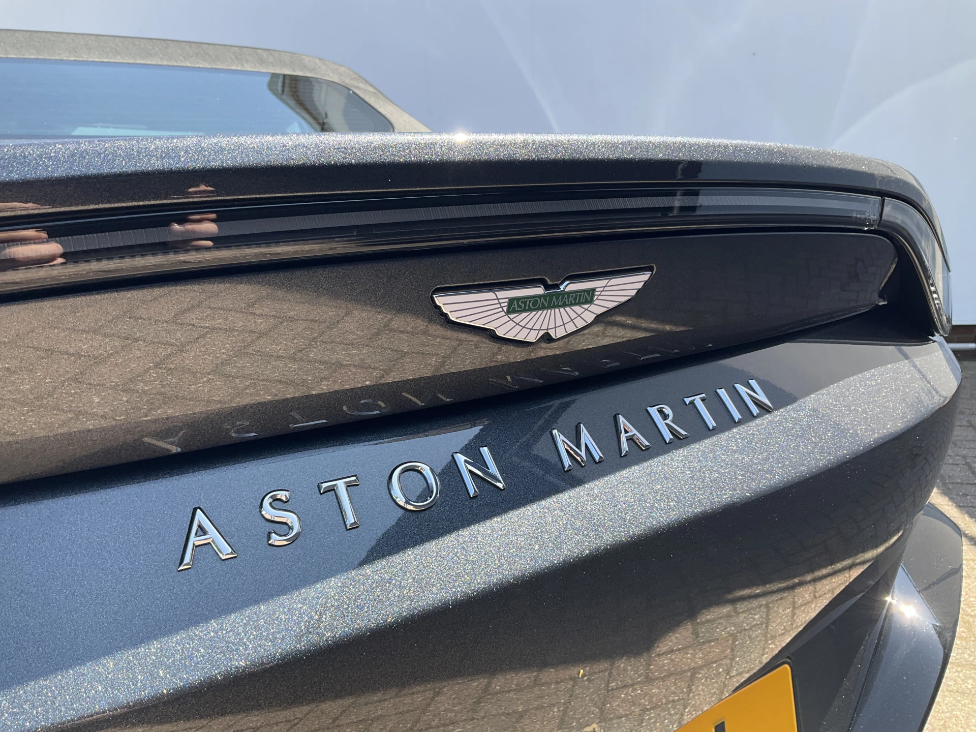 Hoofdafbeelding Aston Martin V8 Vantage