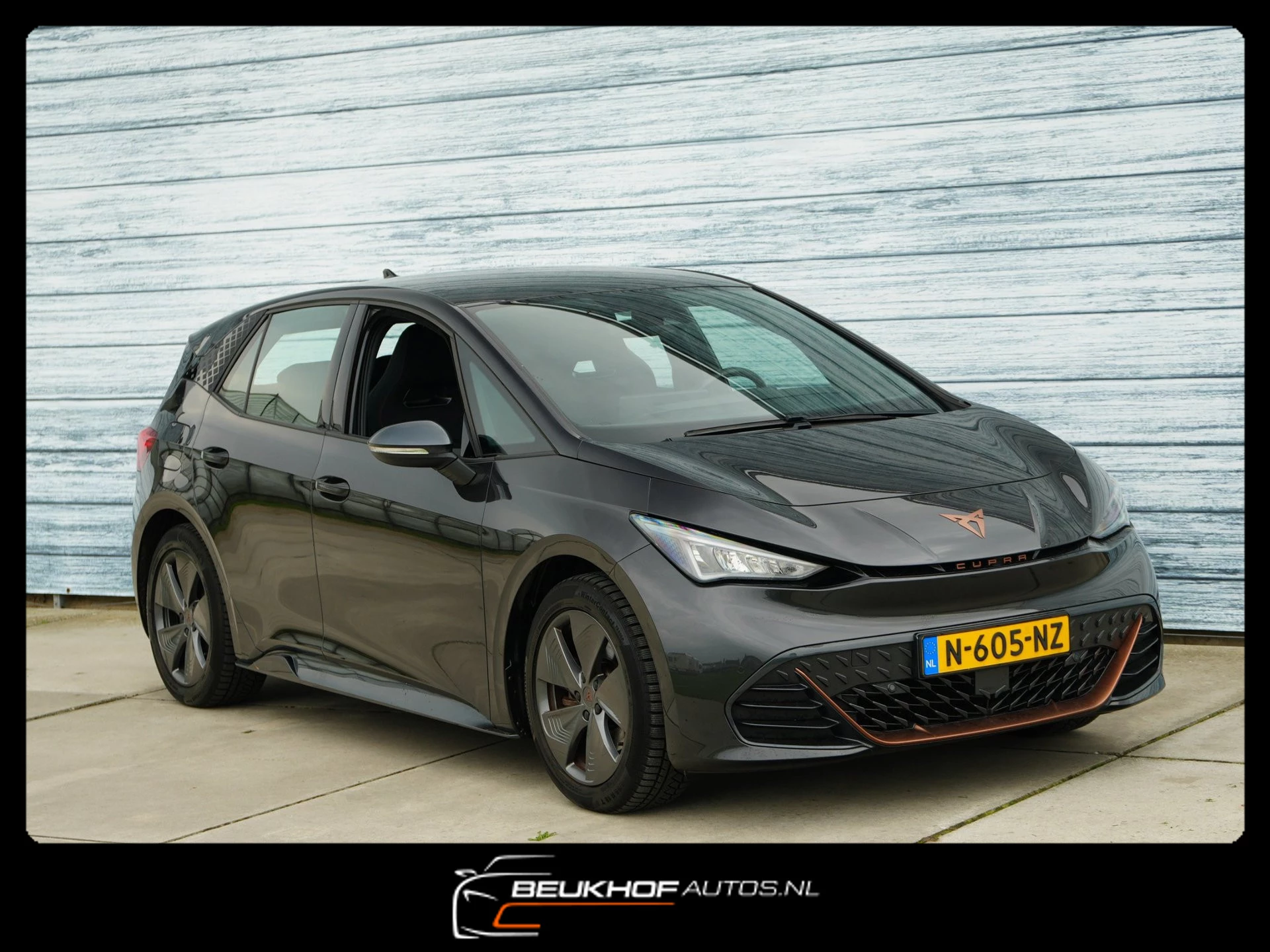 Hoofdafbeelding CUPRA Born