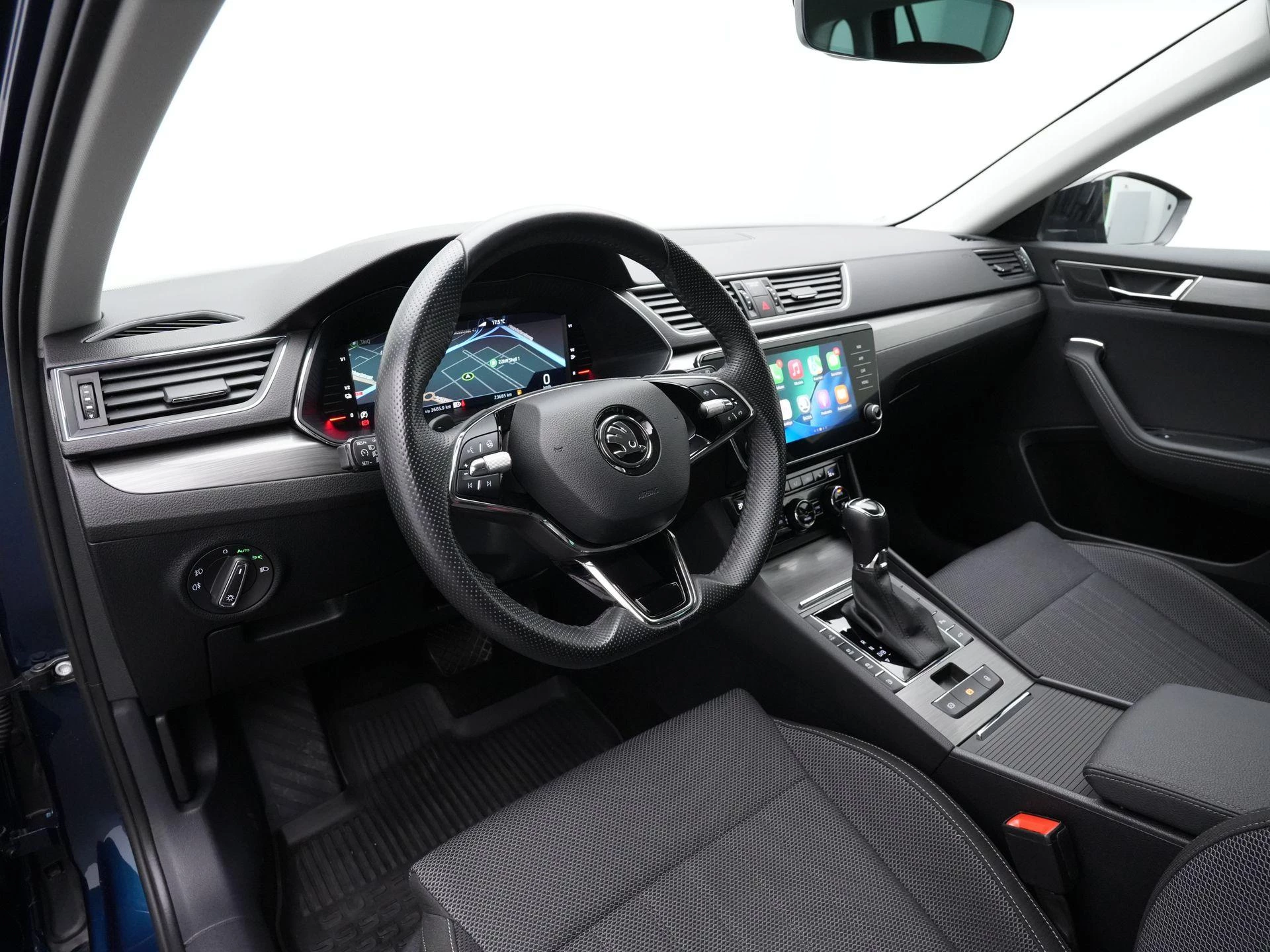 Hoofdafbeelding Škoda Superb