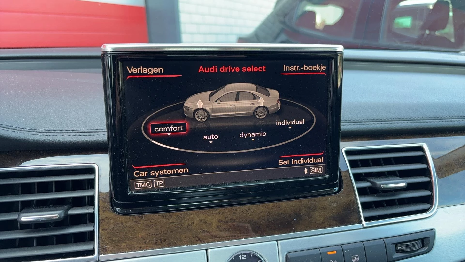 Hoofdafbeelding Audi A8