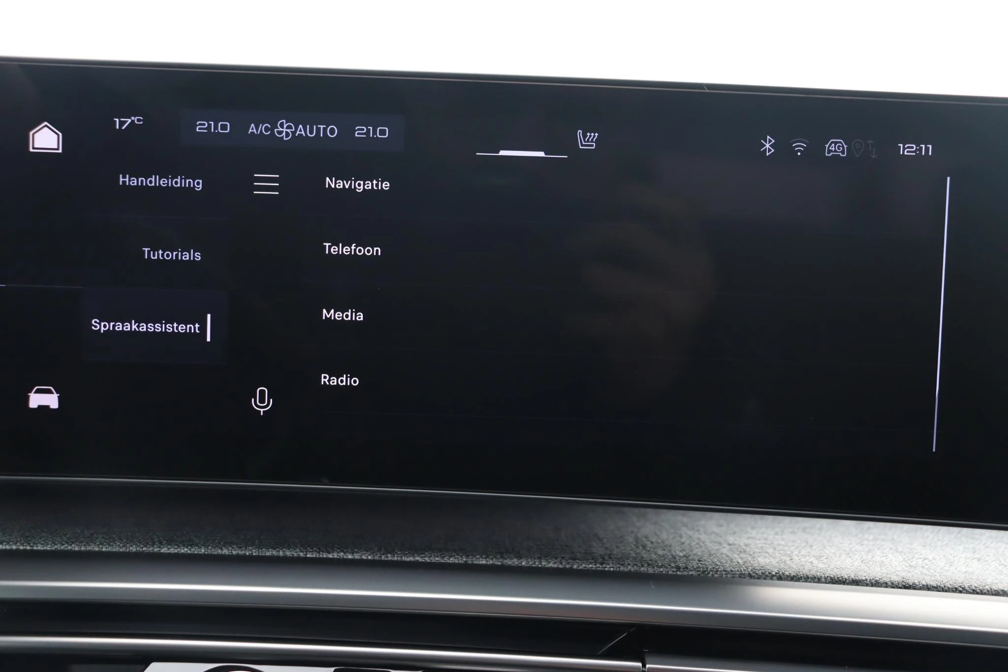 Hoofdafbeelding Peugeot e-3008