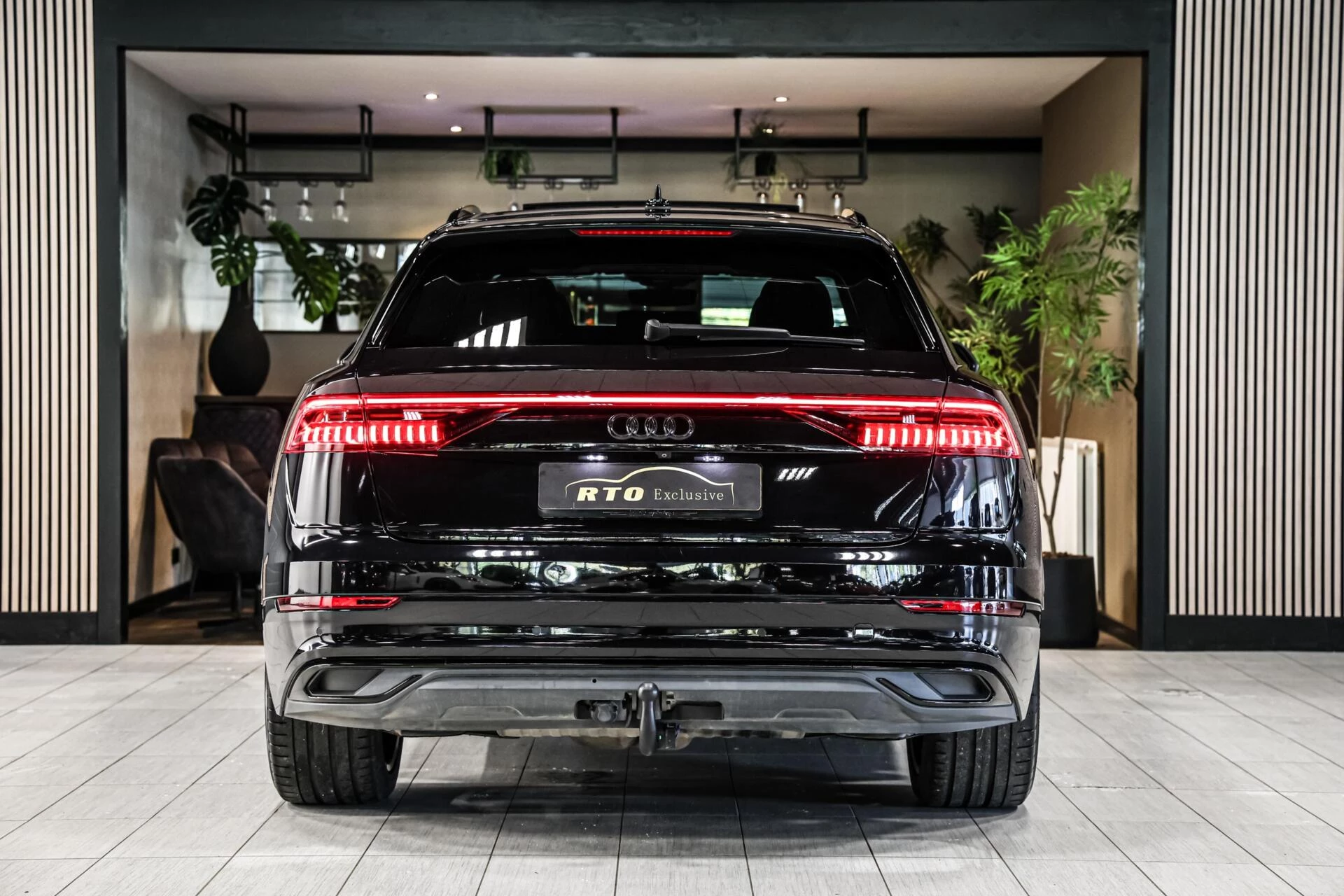 Hoofdafbeelding Audi Q8