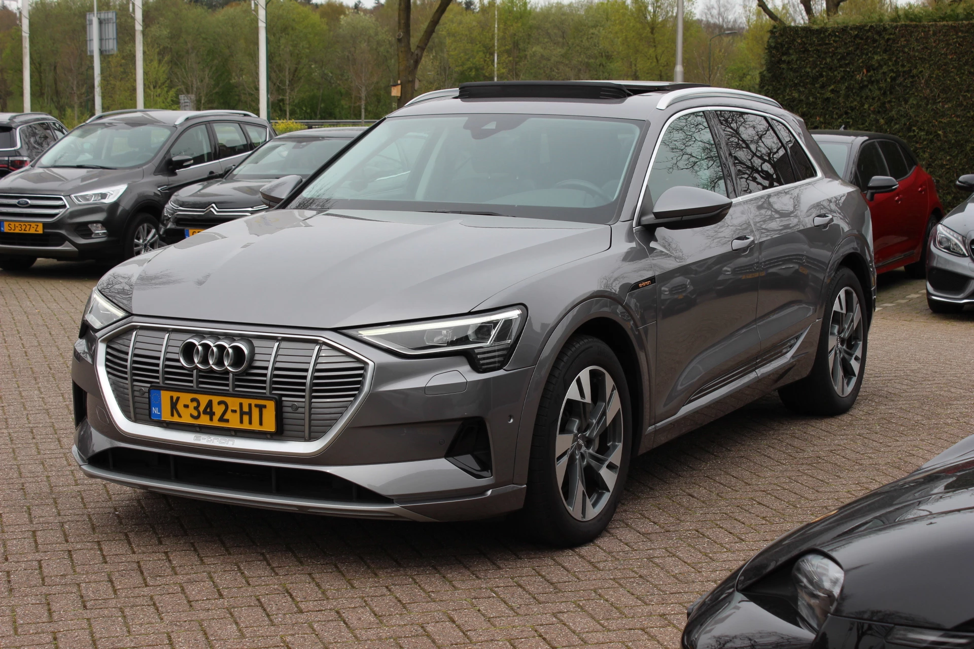 Hoofdafbeelding Audi e-tron