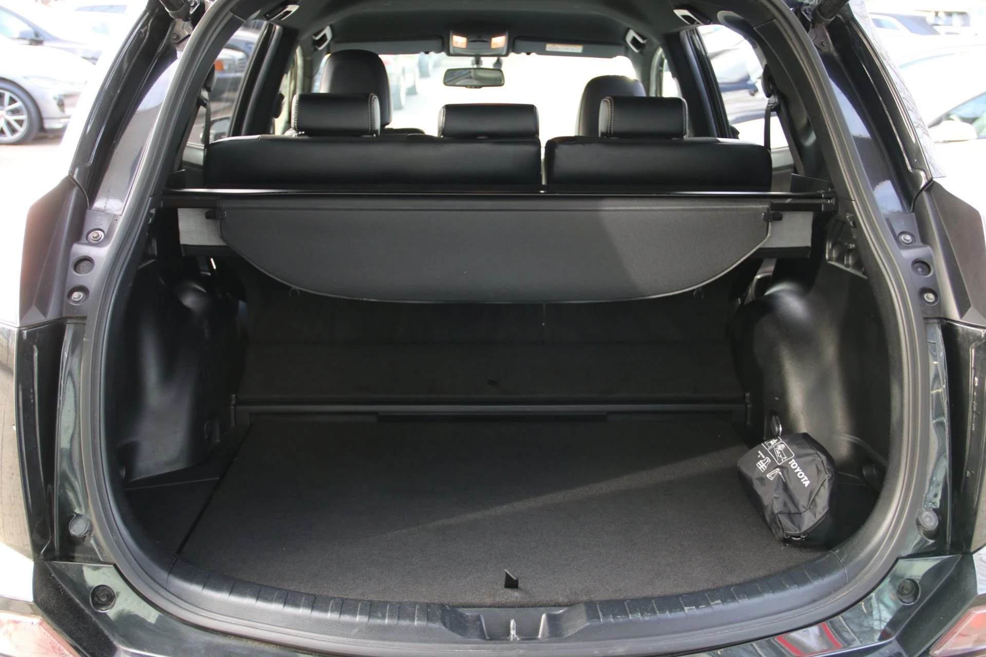 Hoofdafbeelding Toyota RAV4