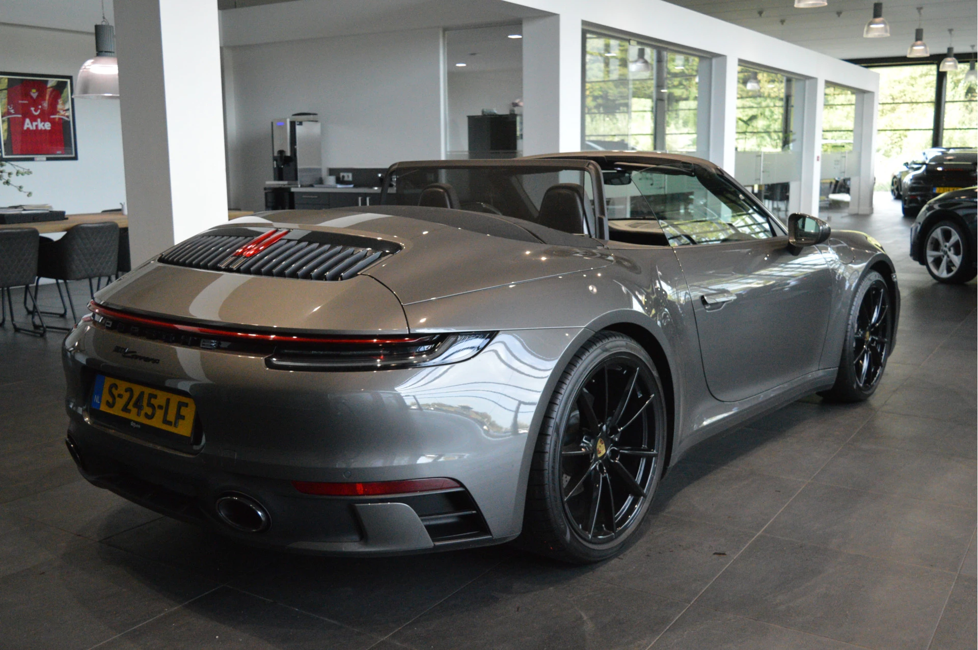 Hoofdafbeelding Porsche 911