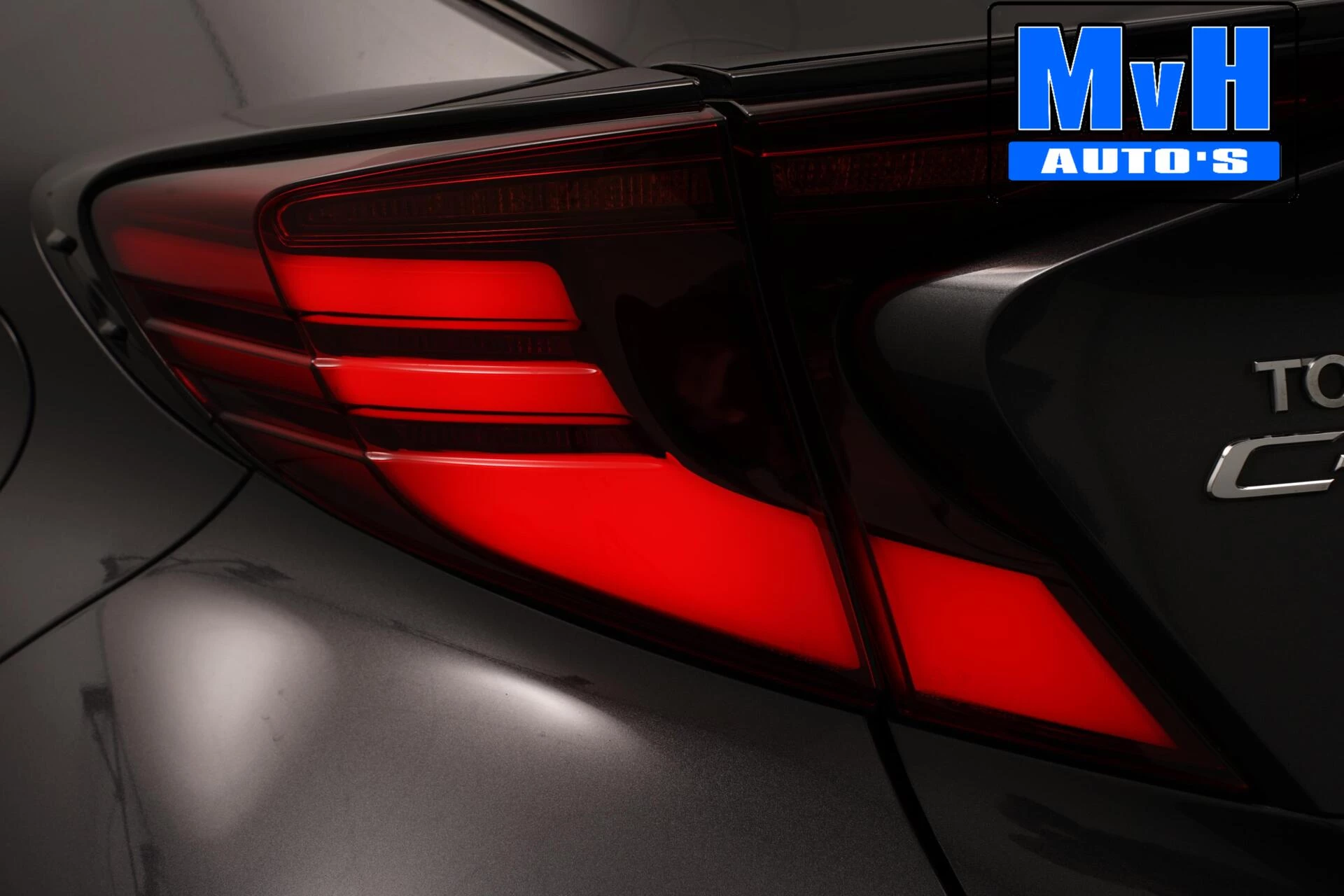 Hoofdafbeelding Toyota C-HR