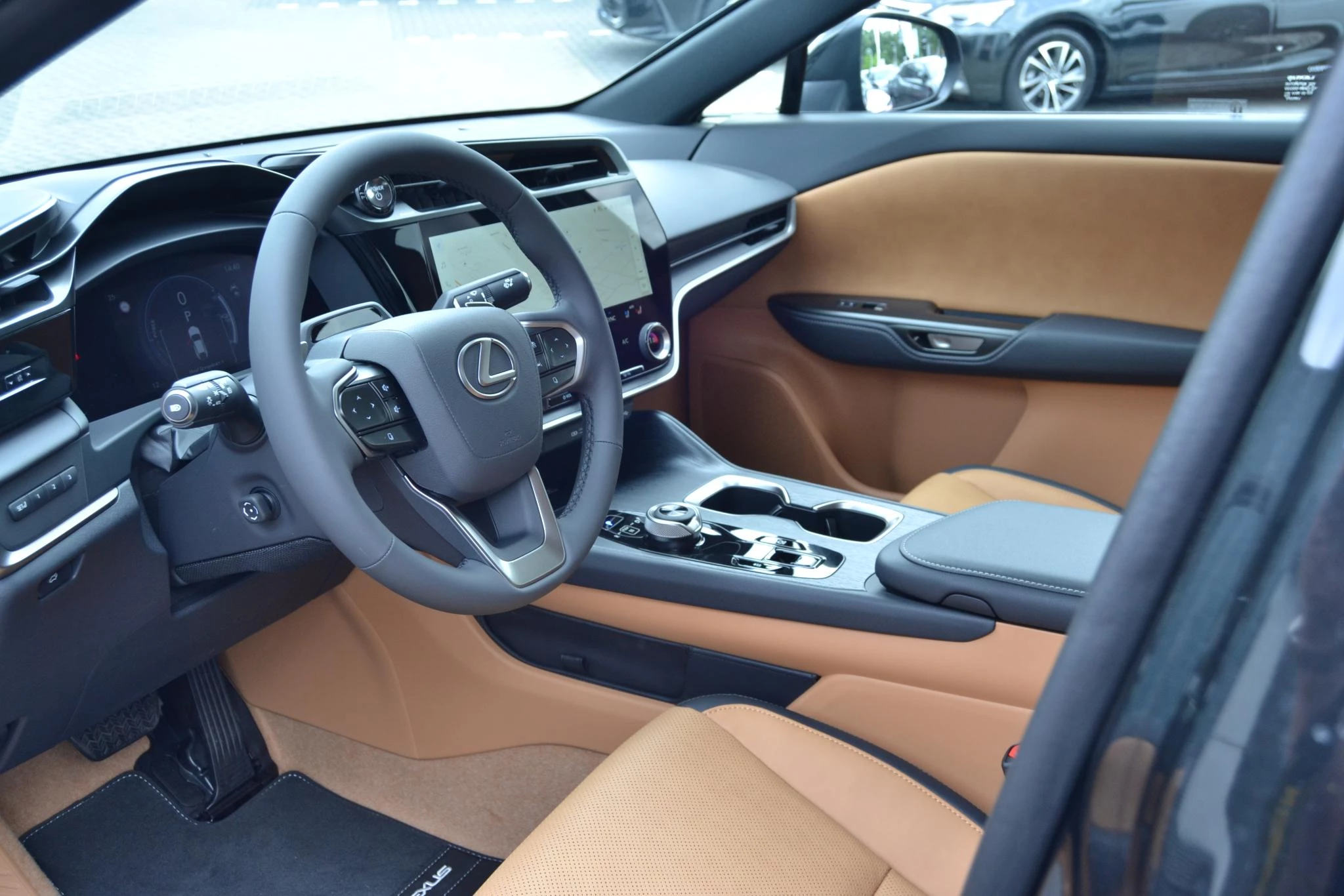 Hoofdafbeelding Lexus RZ