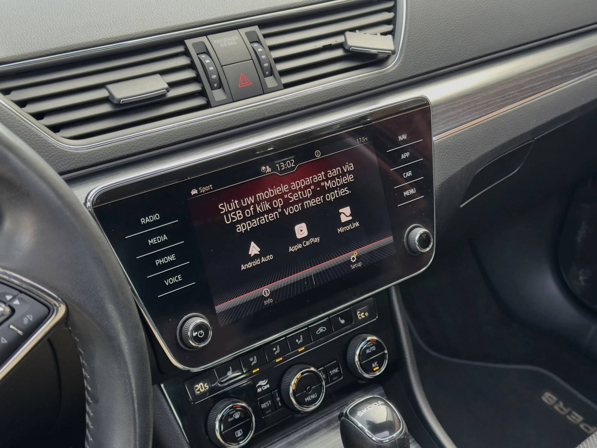 Hoofdafbeelding Škoda Superb