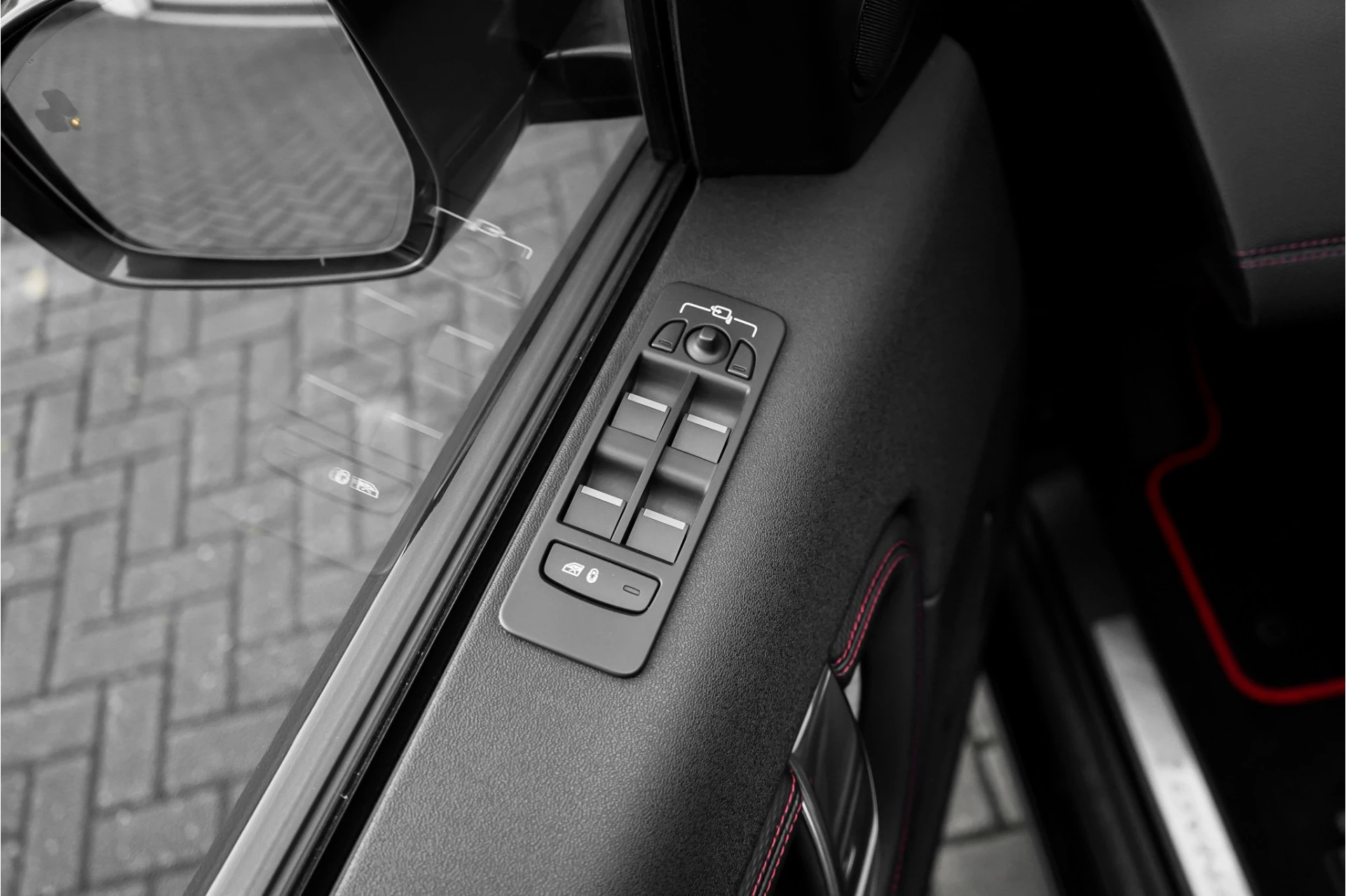 Hoofdafbeelding Land Rover Discovery Sport