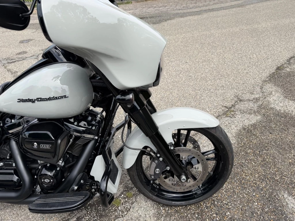 Hoofdafbeelding Harley-Davidson Street Glide