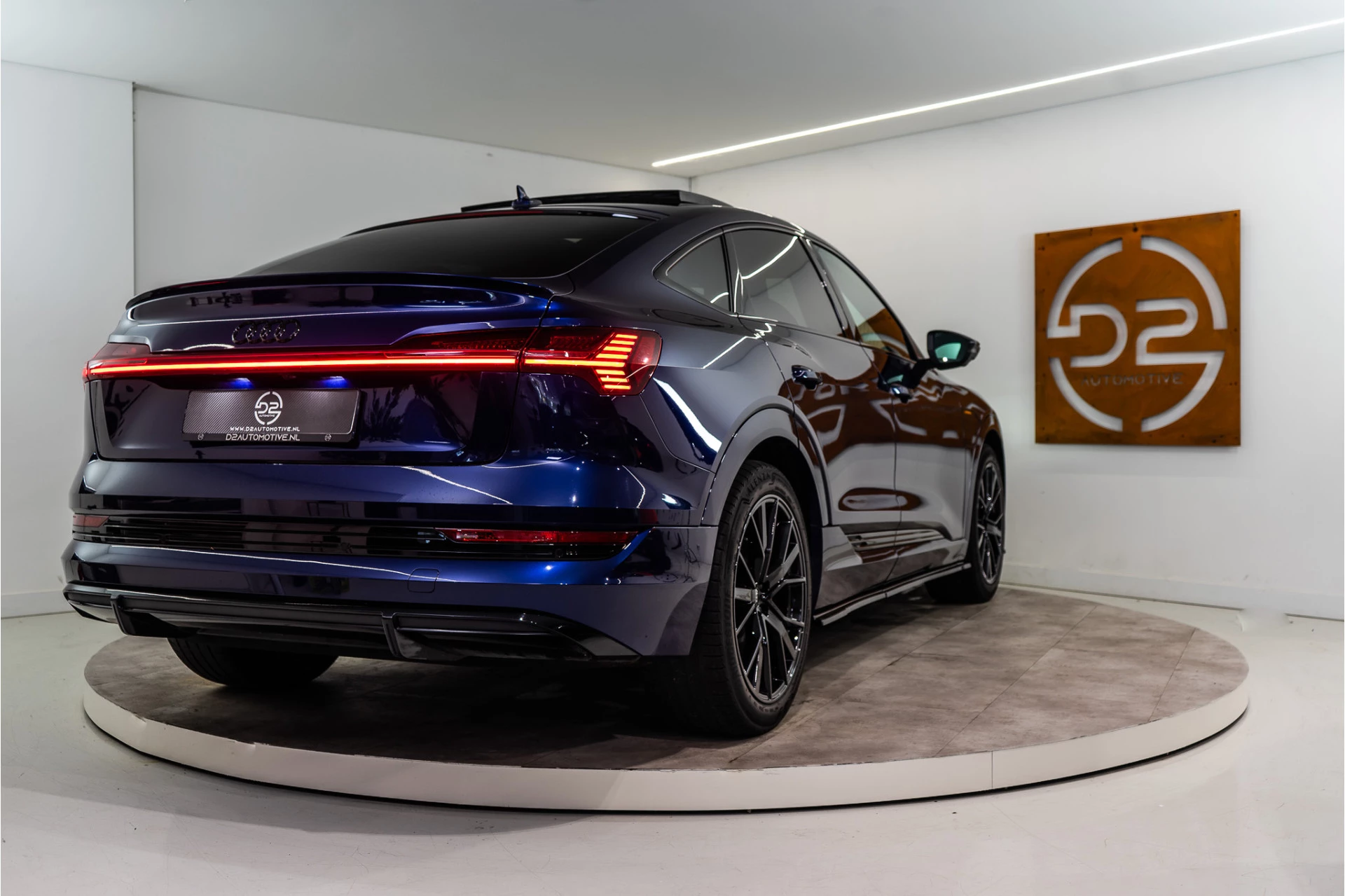 Hoofdafbeelding Audi e-tron