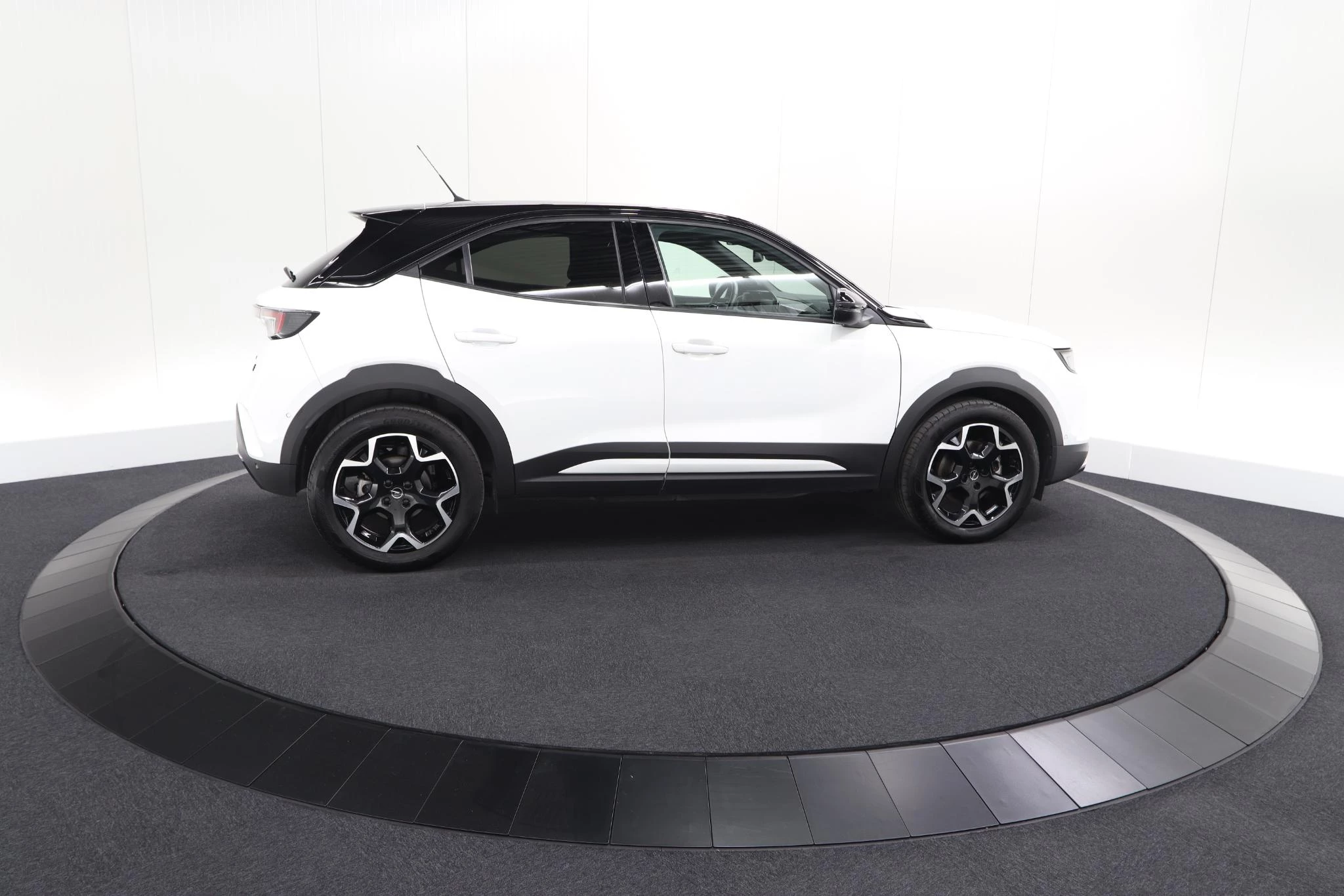 Hoofdafbeelding Opel Mokka-e