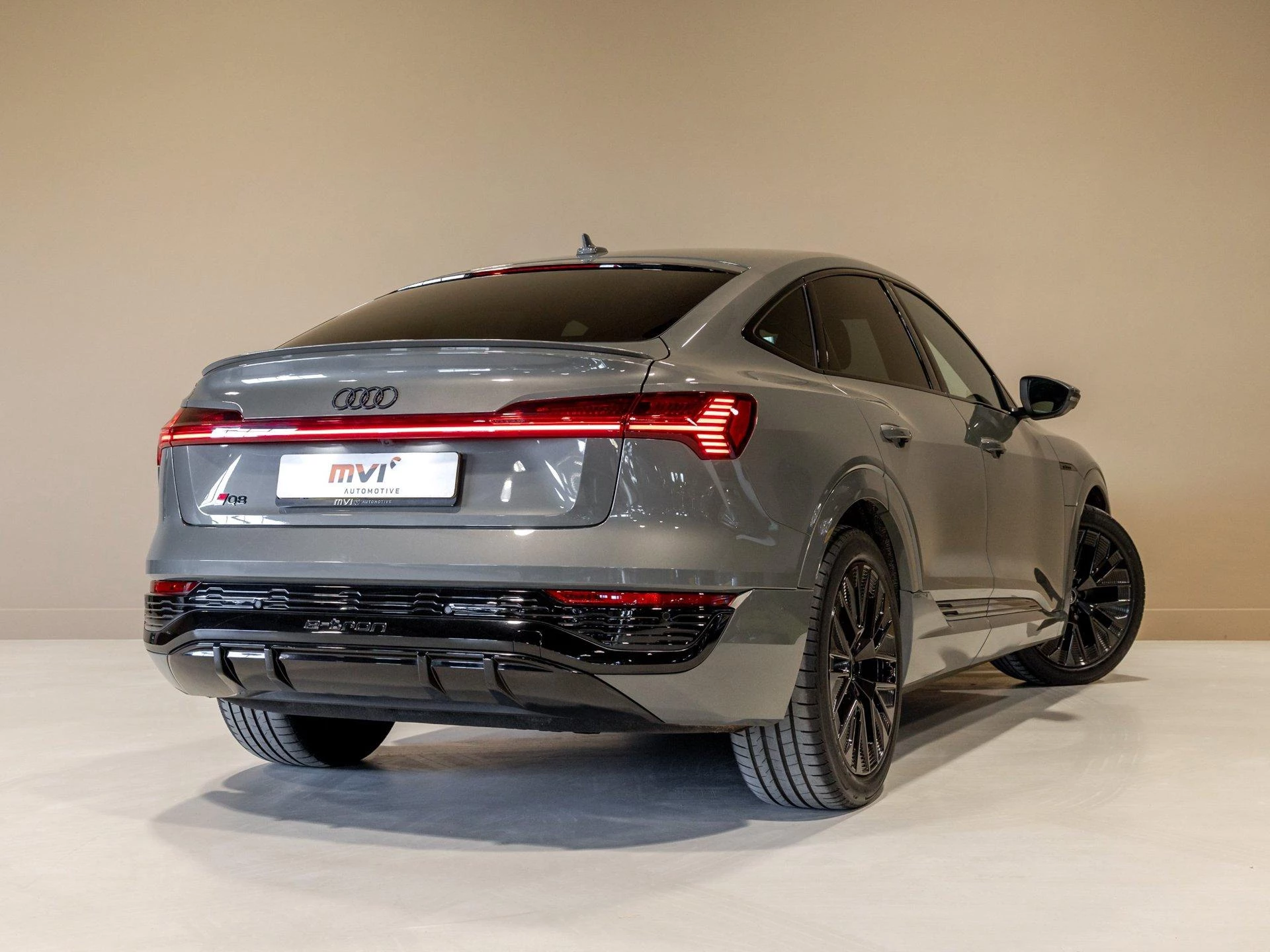 Hoofdafbeelding Audi Q8 Sportback e-tron