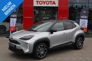 Toyota Yaris Cross 1.5 HYBRID 130 GR Sport STOEL/STUUR/VOORRUITVERW. NAVI EL-ACHTERKLEP DODEHOEK KEYLESS APPLE/ANDROID AD-CRUISE P-SENSOREN
