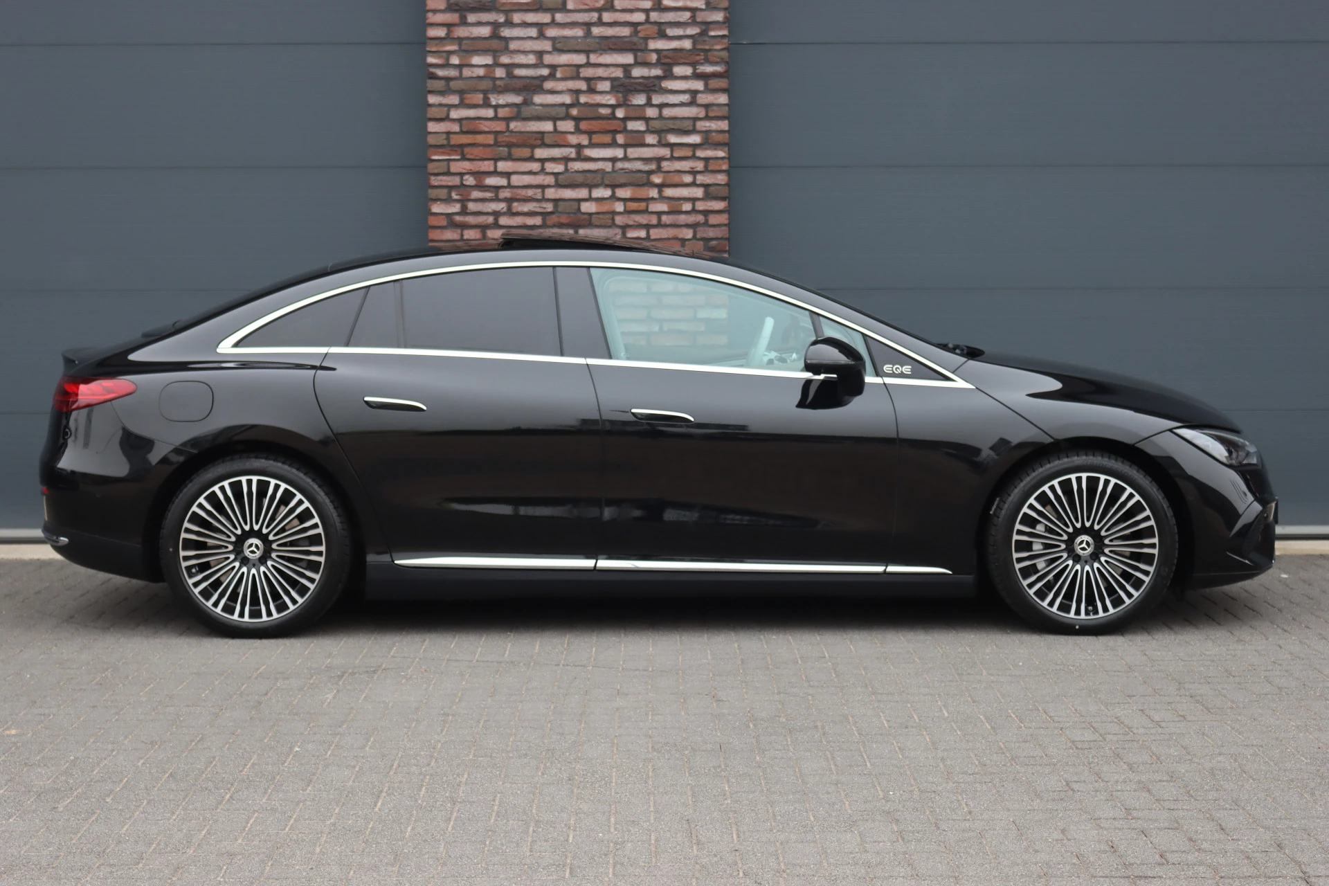 Hoofdafbeelding Mercedes-Benz EQE