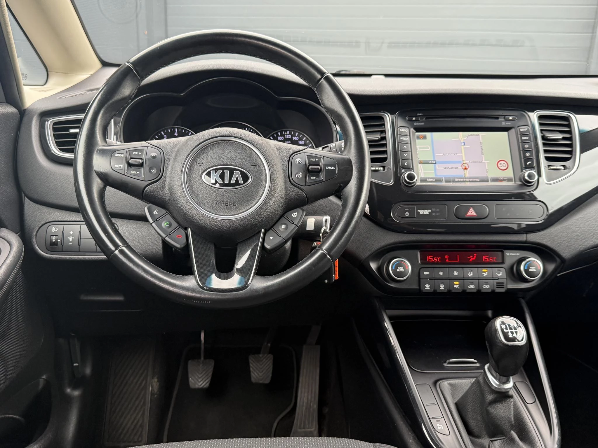 Hoofdafbeelding Kia Carens