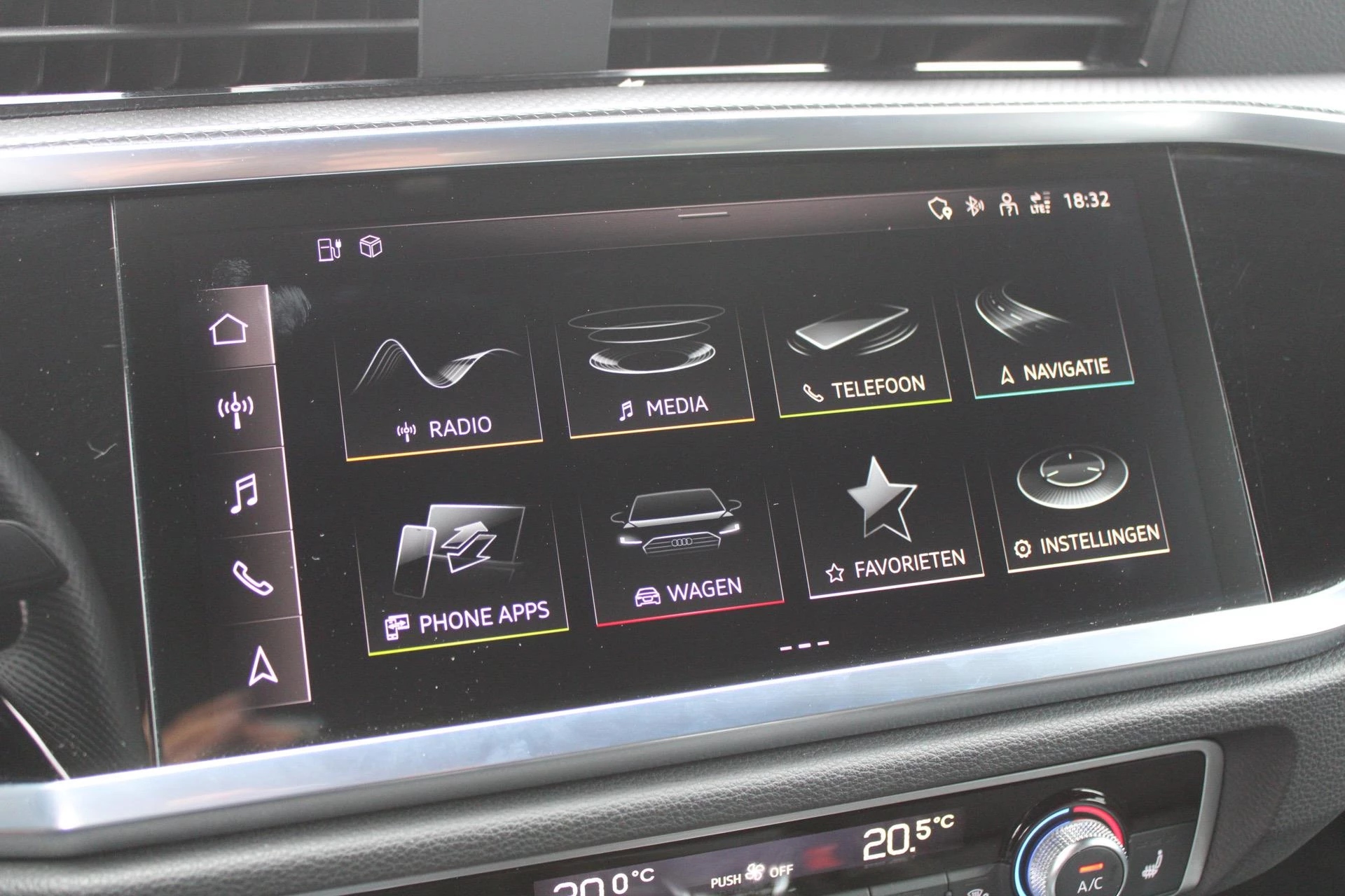 Hoofdafbeelding Audi Q3