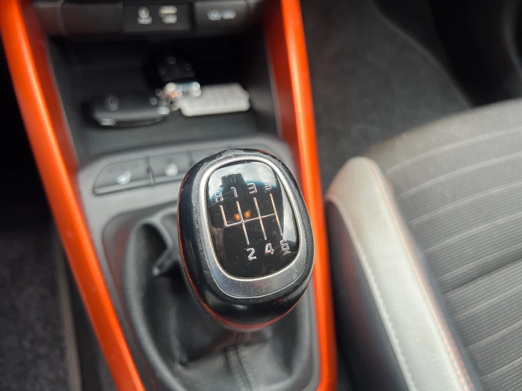 Hoofdafbeelding Kia Stonic