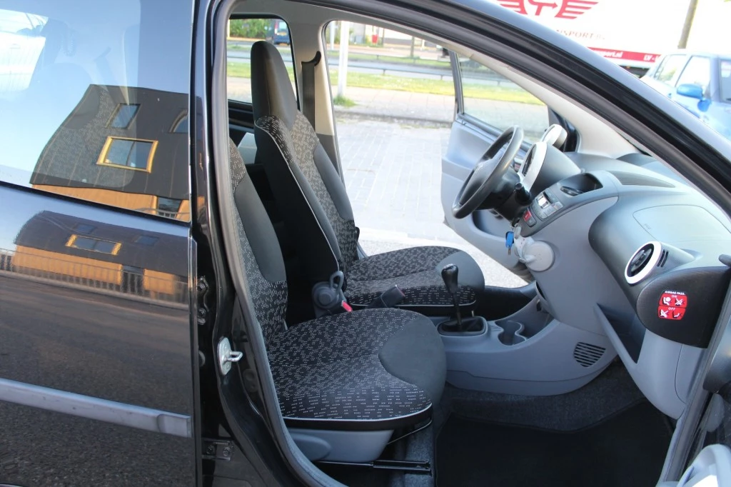 Hoofdafbeelding Peugeot 107