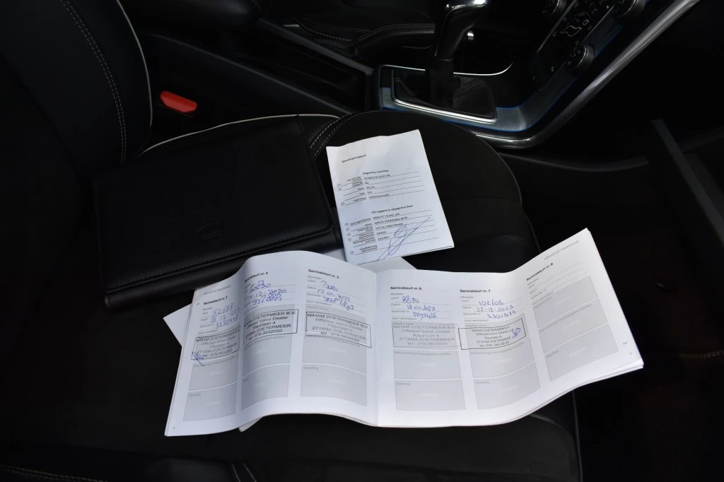 Hoofdafbeelding Volvo V40