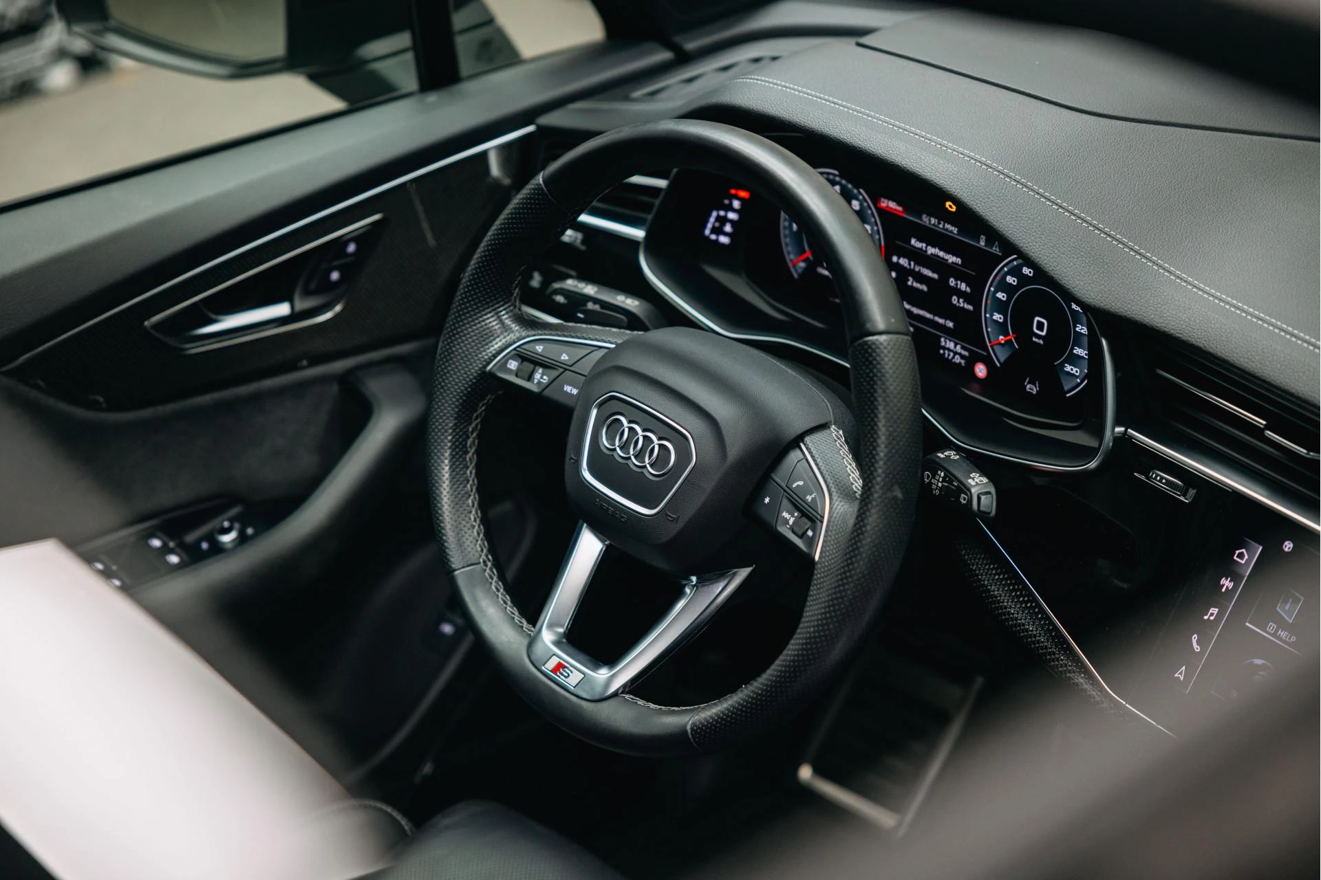 Hoofdafbeelding Audi Q7