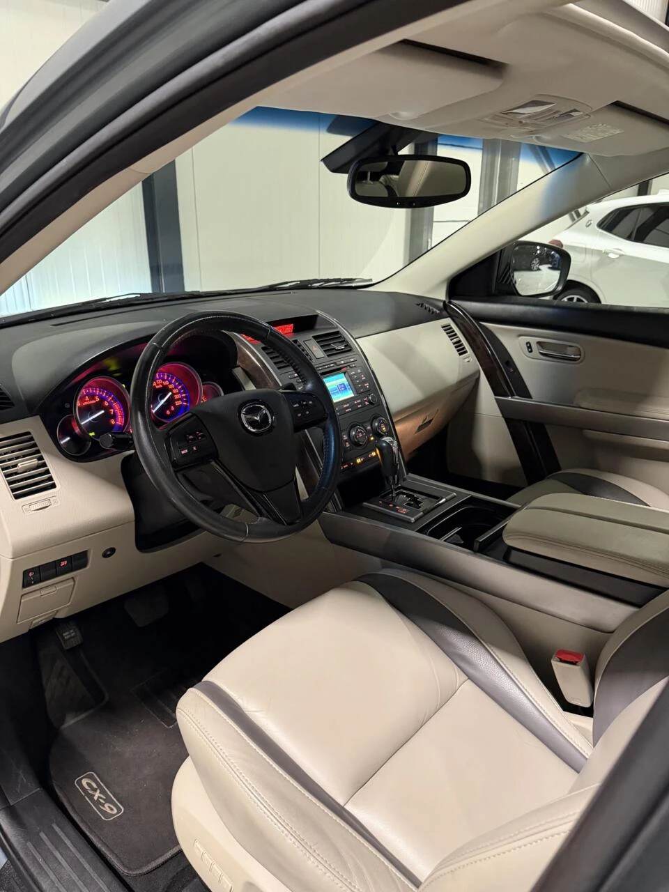 Hoofdafbeelding Mazda CX-9