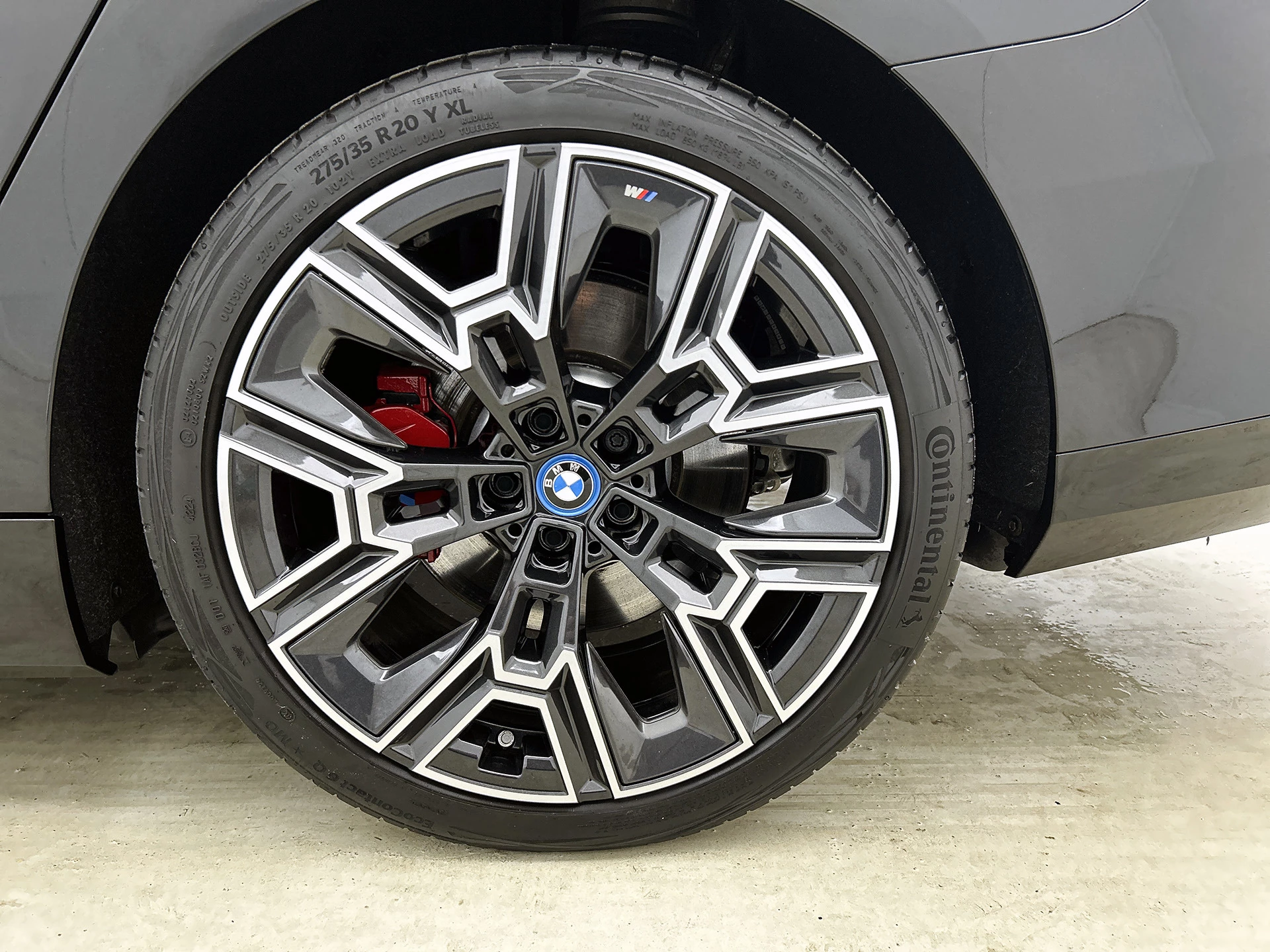 Hoofdafbeelding BMW i5