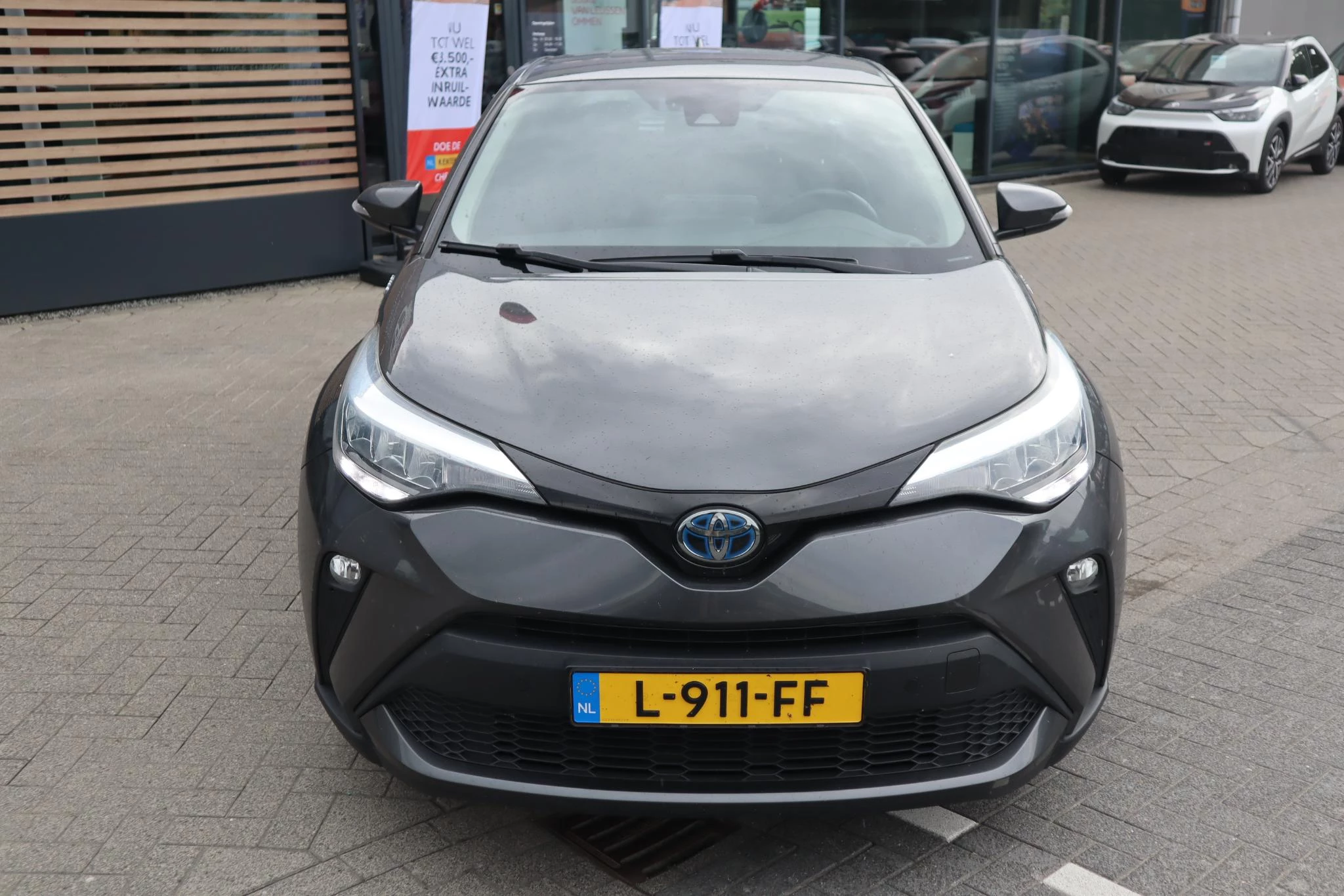 Hoofdafbeelding Toyota C-HR