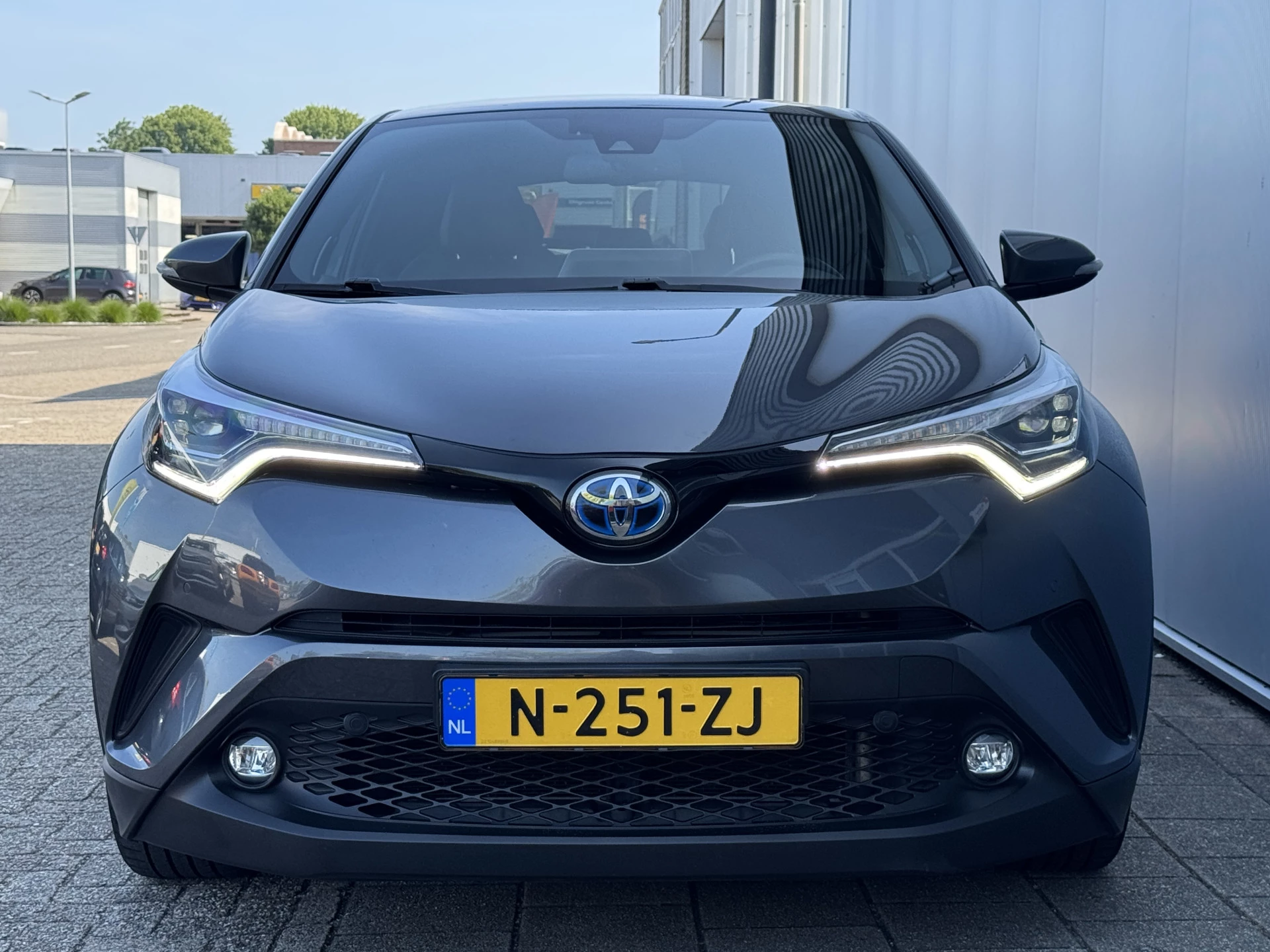 Hoofdafbeelding Toyota C-HR
