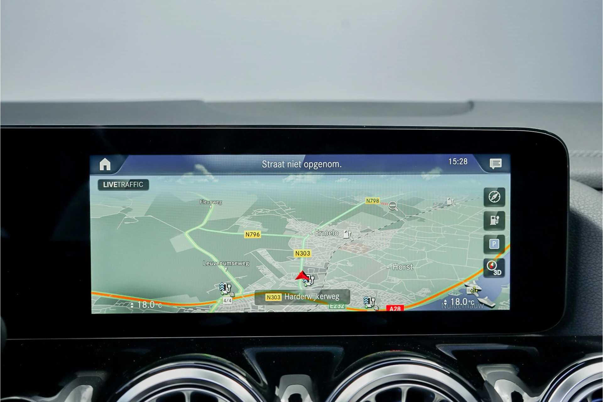 Hoofdafbeelding Mercedes-Benz EQA