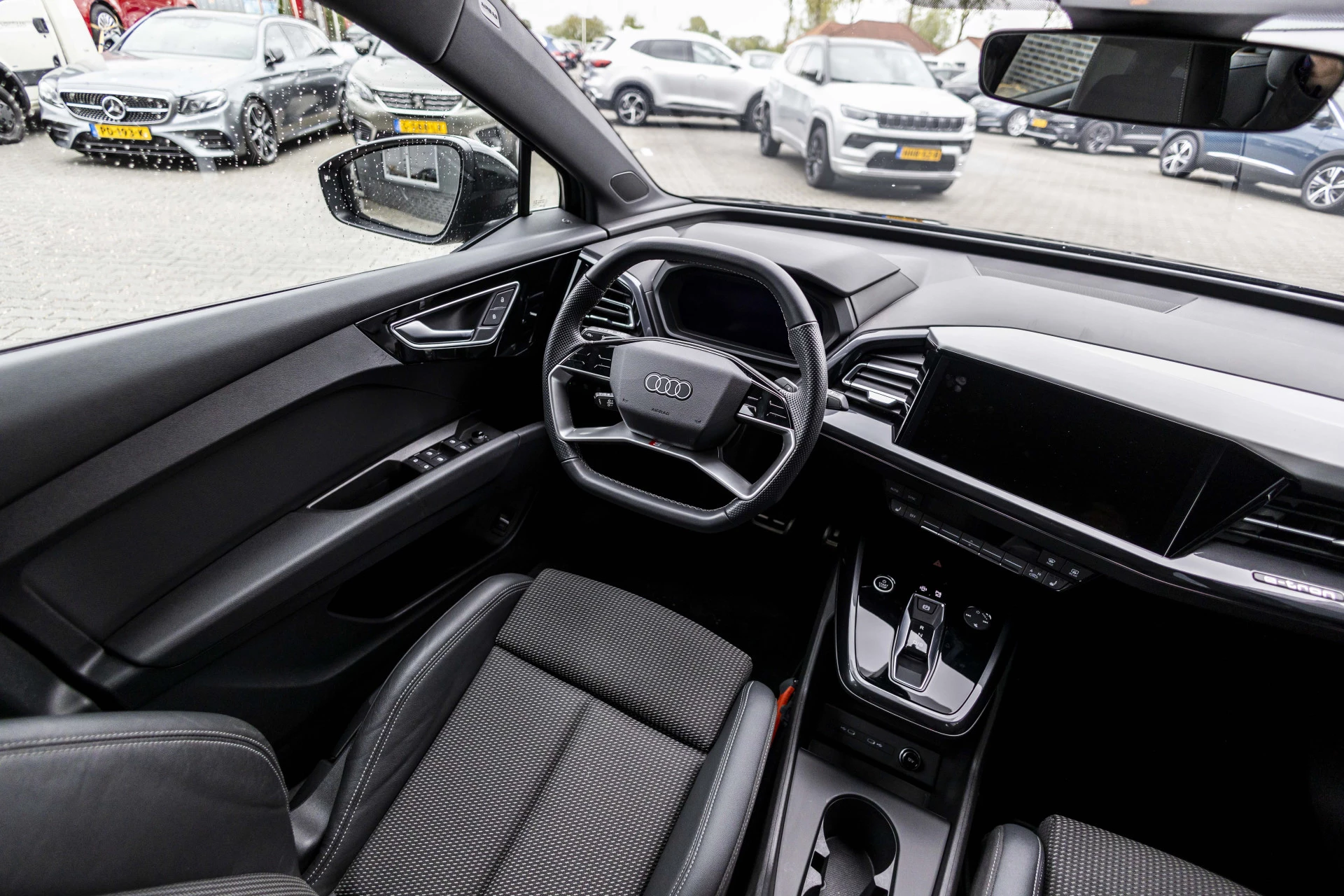 Hoofdafbeelding Audi Q4 e-tron