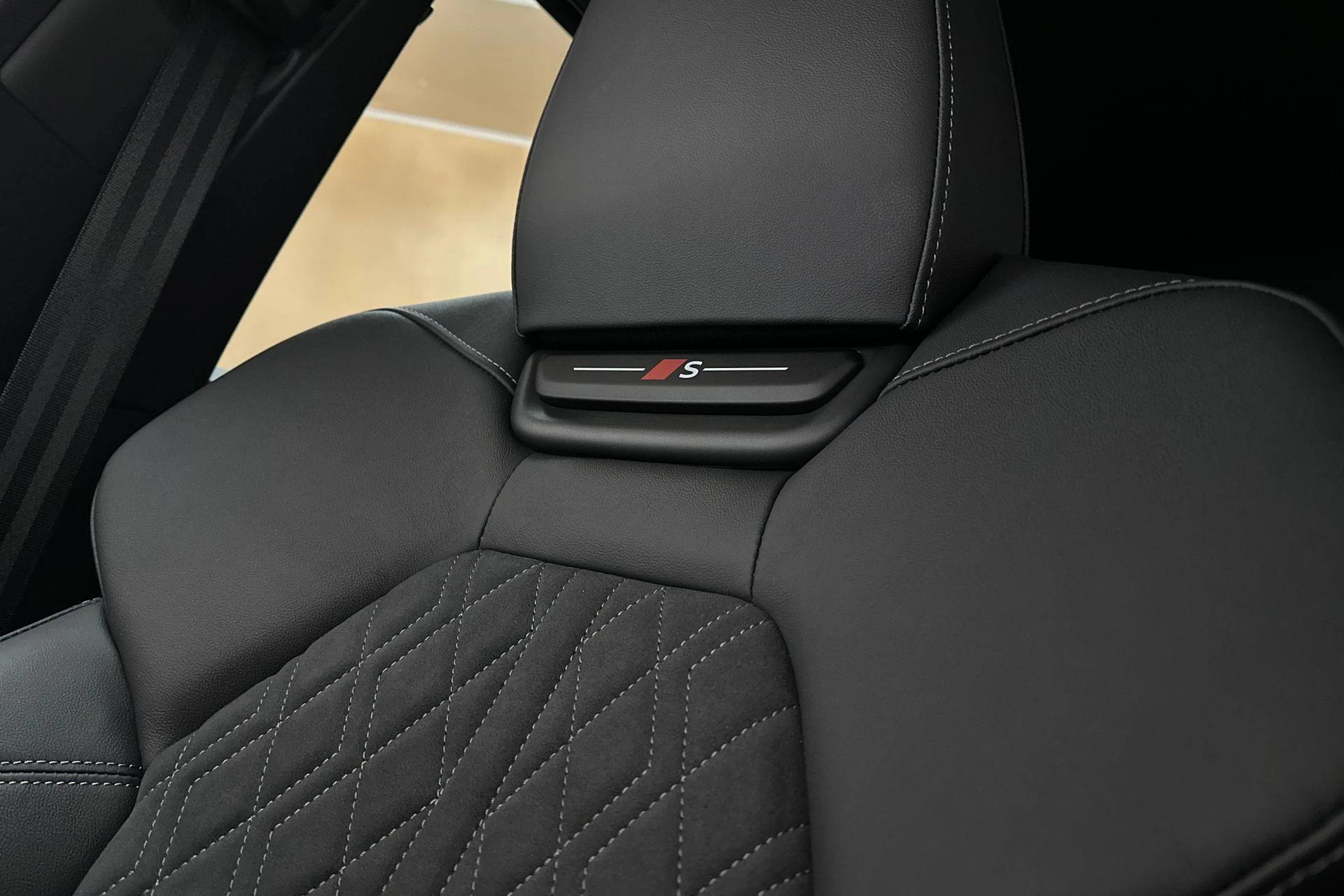 Hoofdafbeelding Audi Q6 e-tron