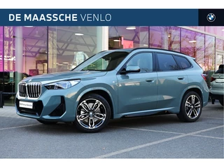 BMW X1 xDrive23i M Sport Automaat / Panoramadak / Trekhaak / Sportstoelen / Head-Up / M Adaptief onderstel / Adaptieve LED / Parking Assistant Plus
