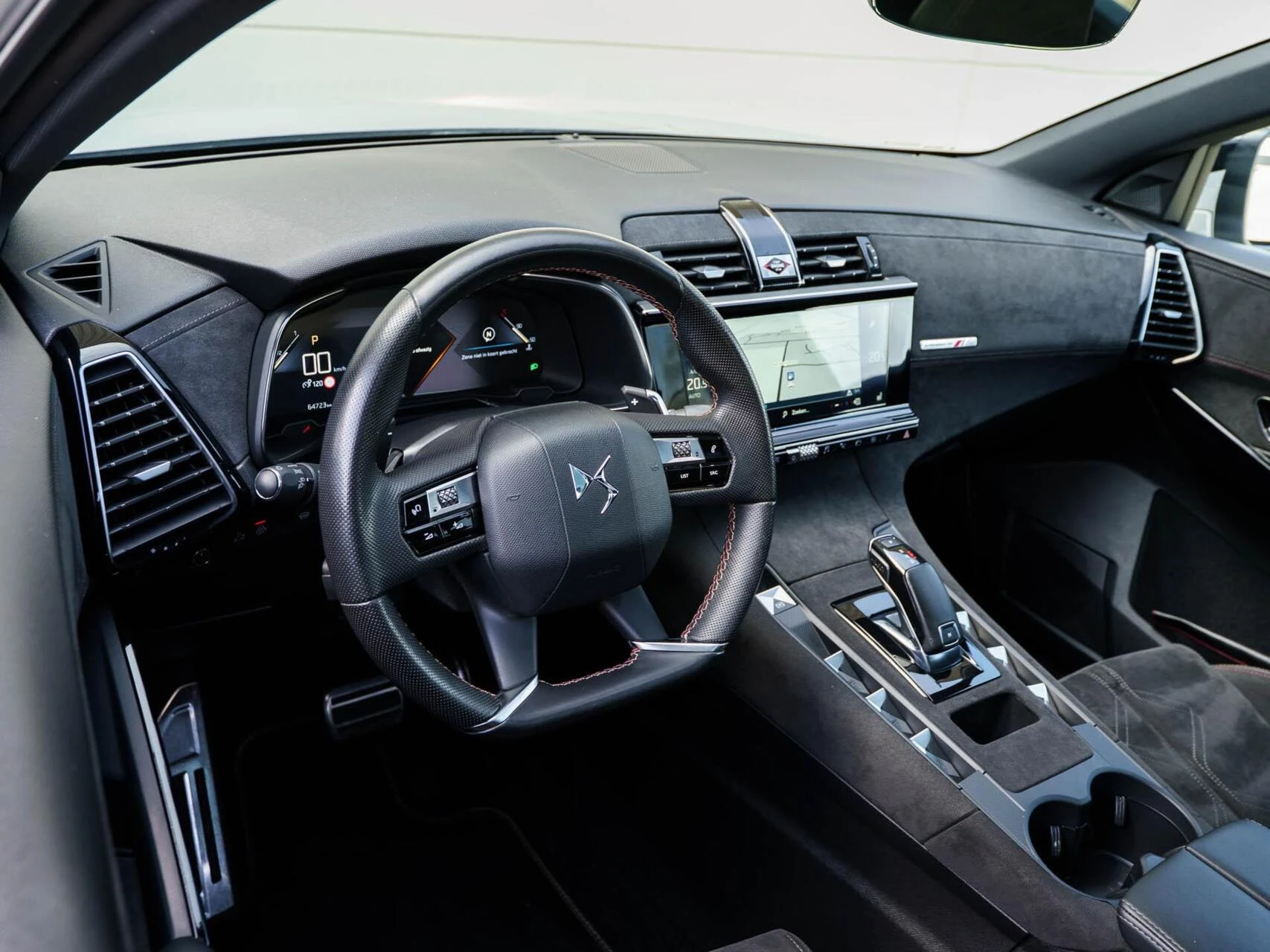 Hoofdafbeelding DS DS 7