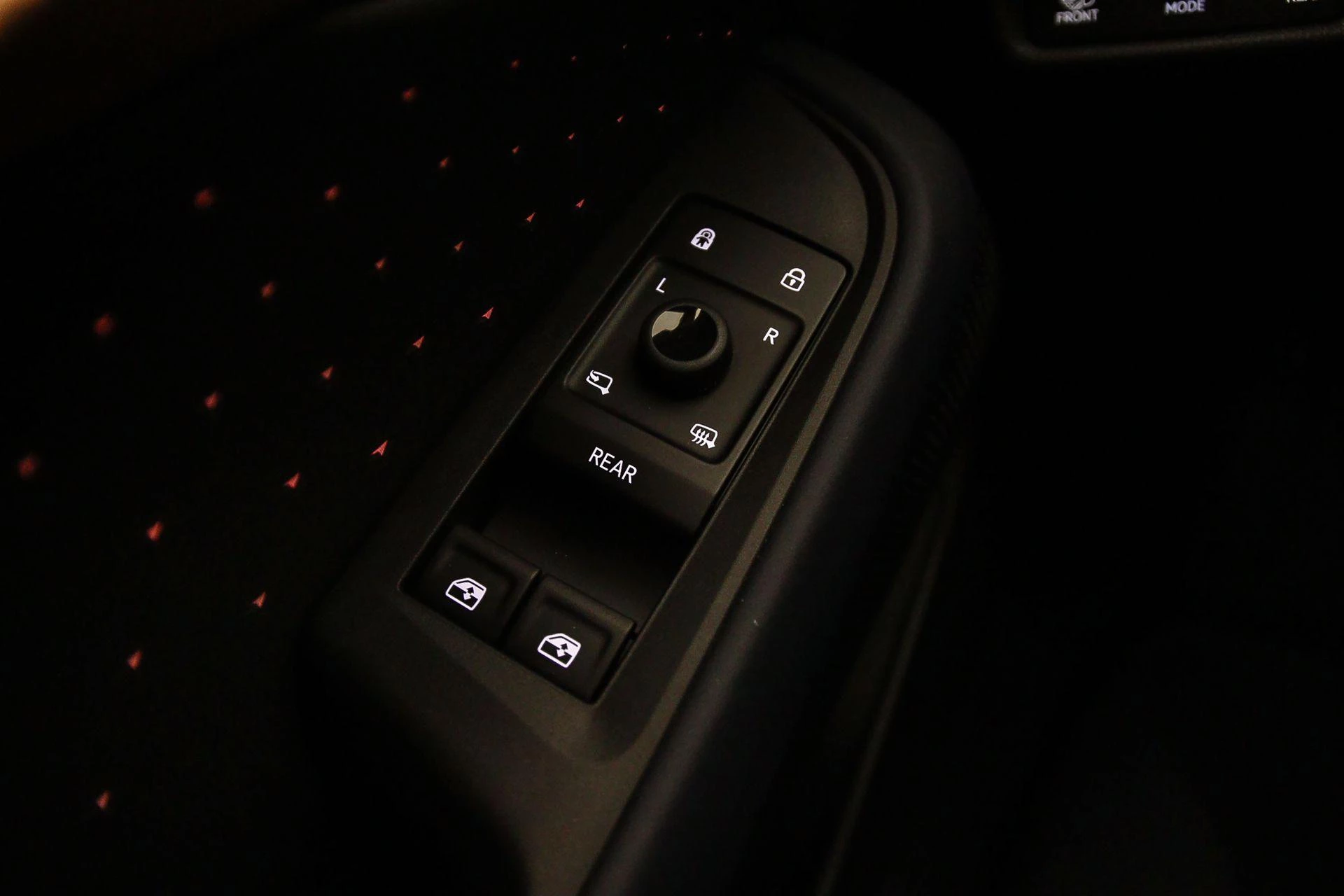 Hoofdafbeelding CUPRA Tavascan