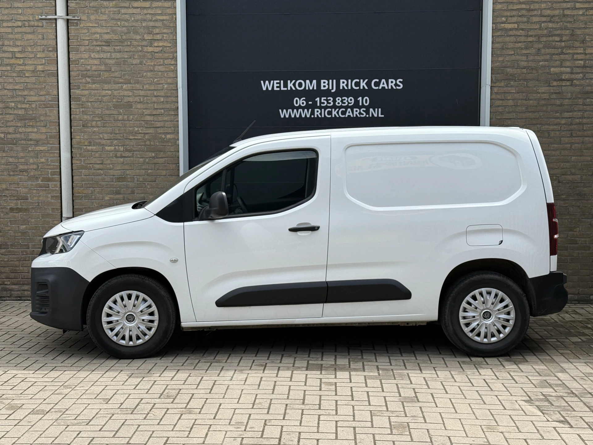 Hoofdafbeelding Peugeot Partner