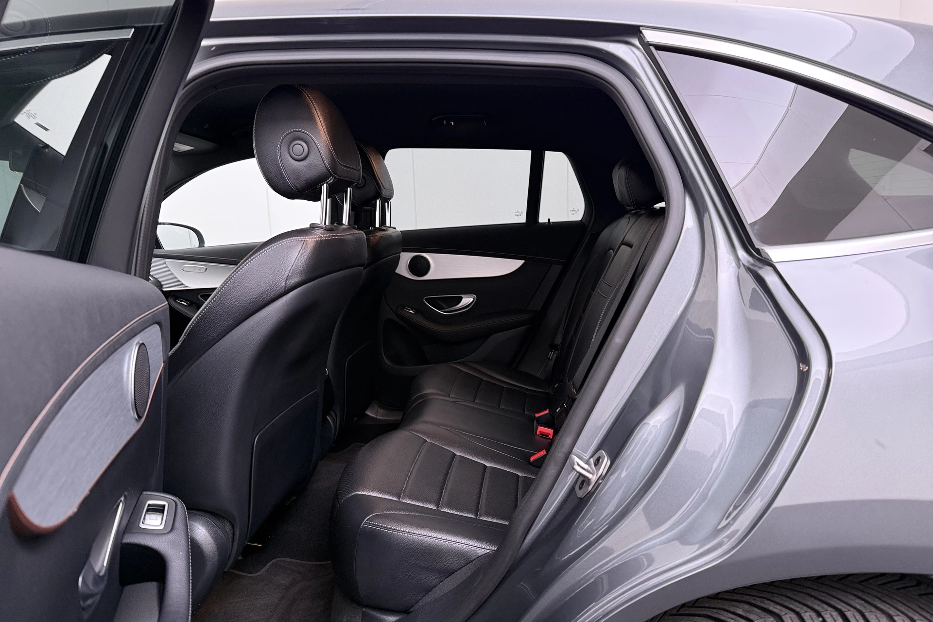 Hoofdafbeelding Mercedes-Benz EQC