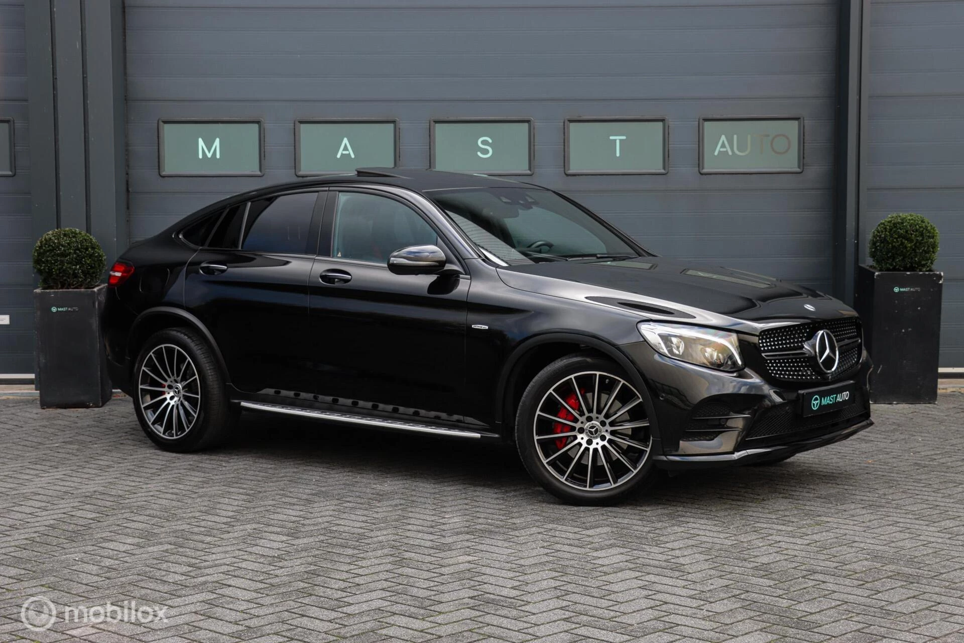 Hoofdafbeelding Mercedes-Benz GLC